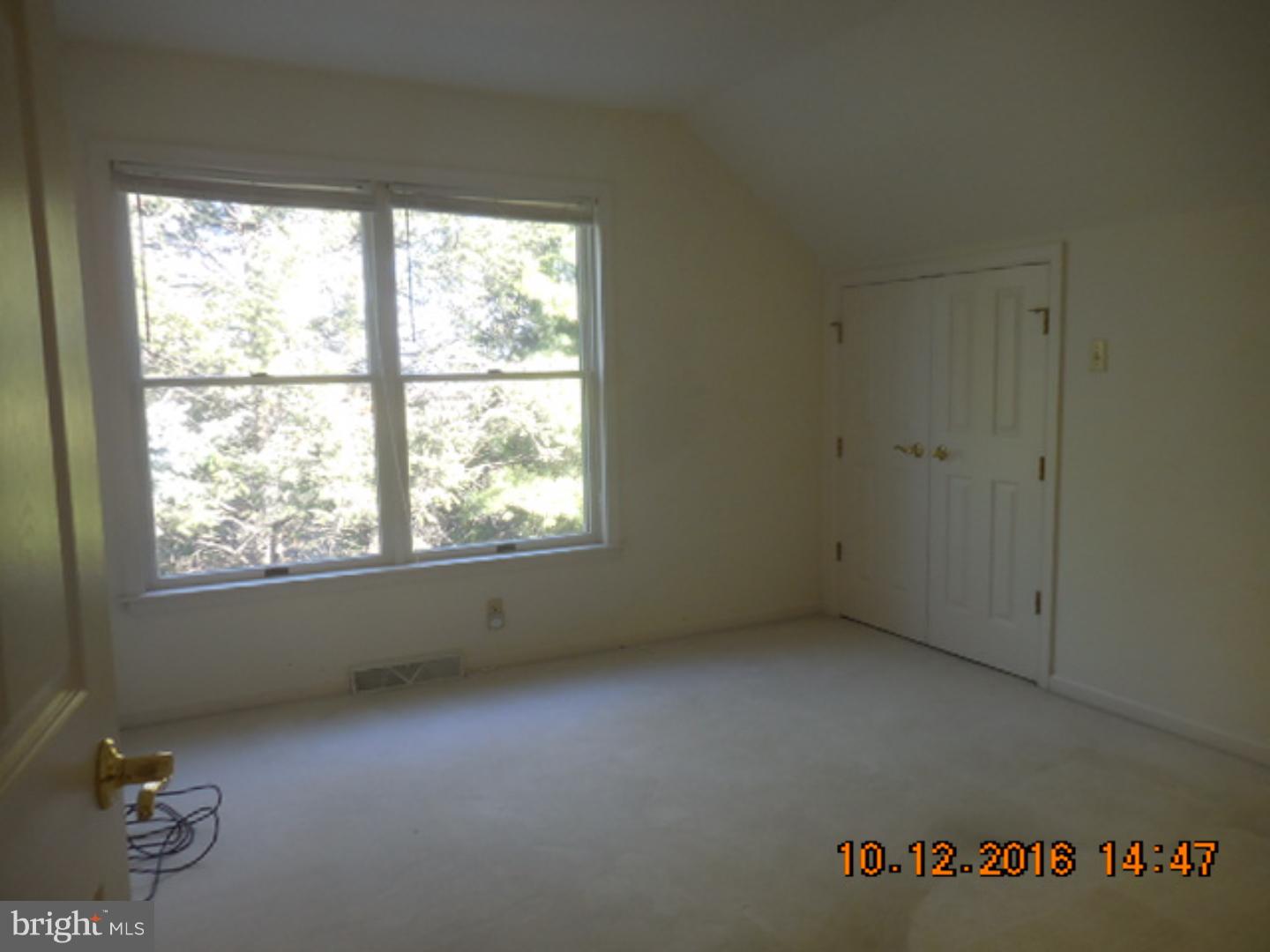 LONGVUE ESTATES - Residential