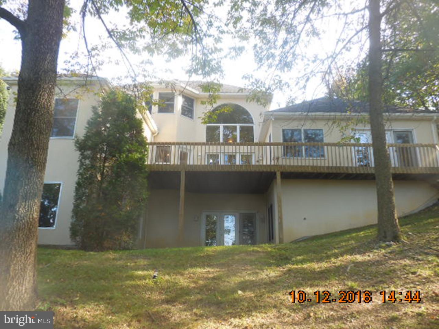 LONGVUE ESTATES - Residential