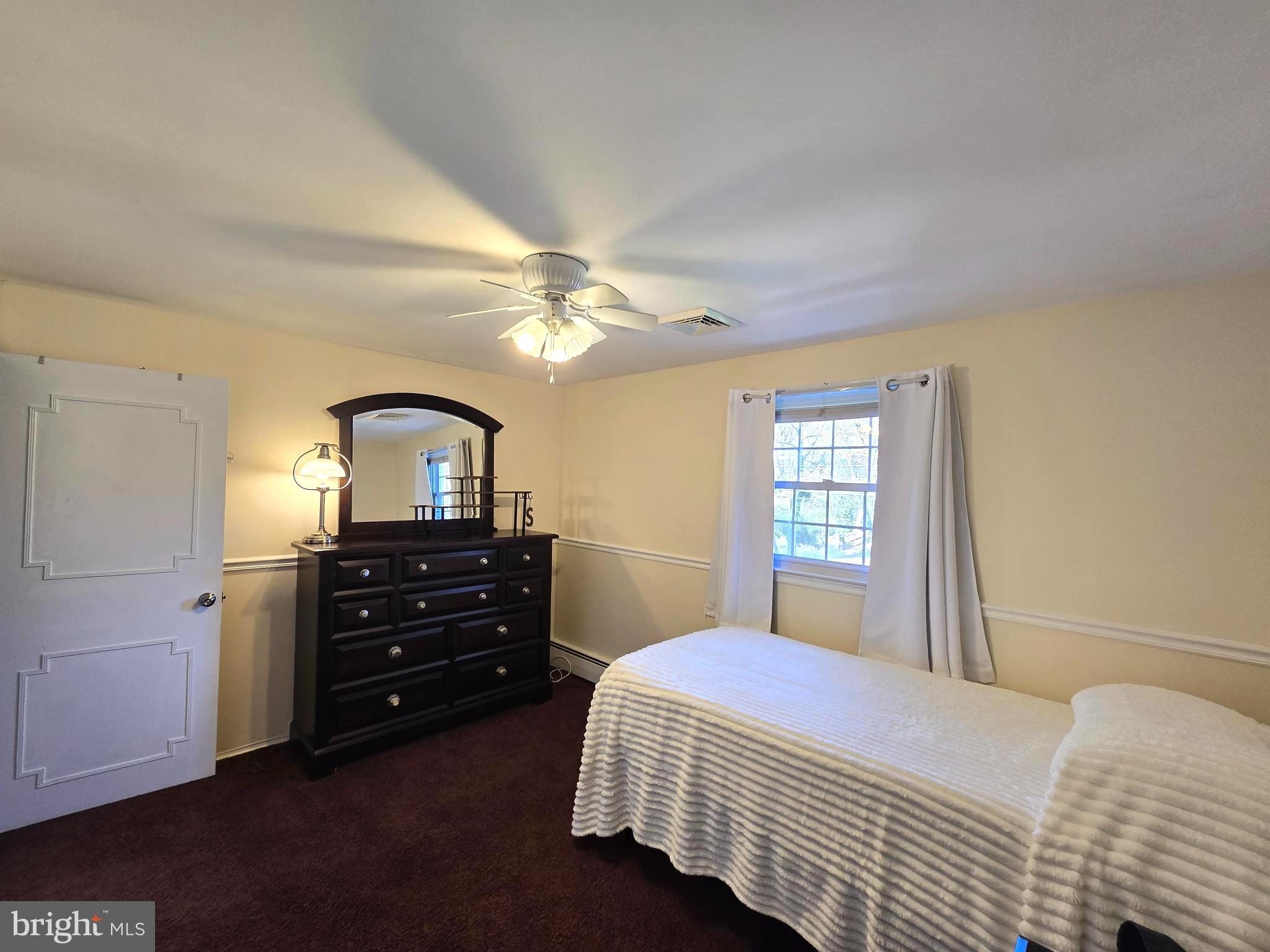 FEASTERVILLE HGTS - Residential