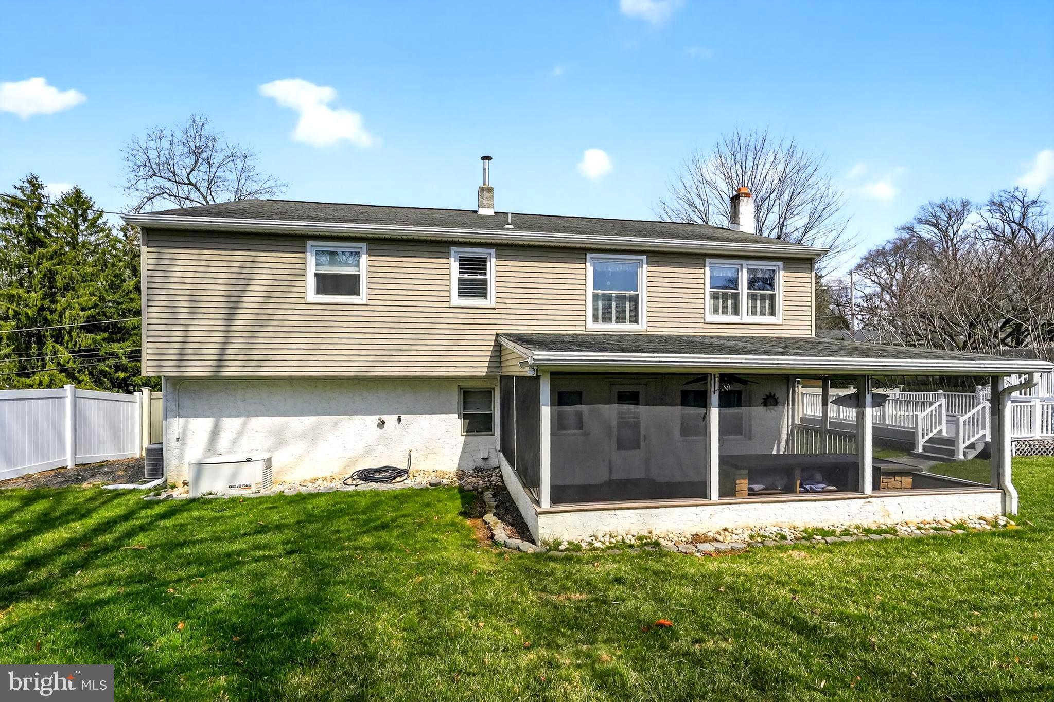 FEASTERVILLE HGTS - Residential