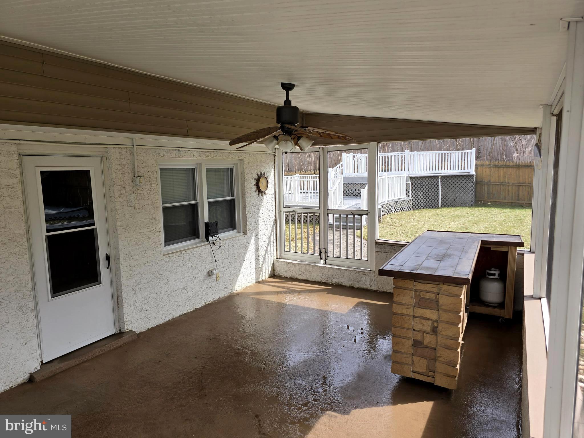 FEASTERVILLE HGTS - Residential