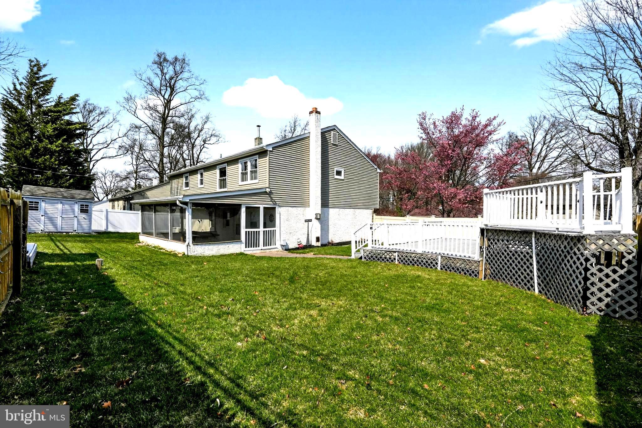 FEASTERVILLE HGTS - Residential