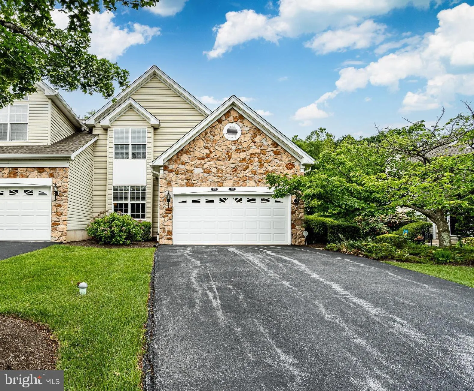 West Chester, Pennsylvania 19380, United States, 3 Bedrooms Bedrooms, ,3 BathroomsBathrooms,Residential,Pending,139080