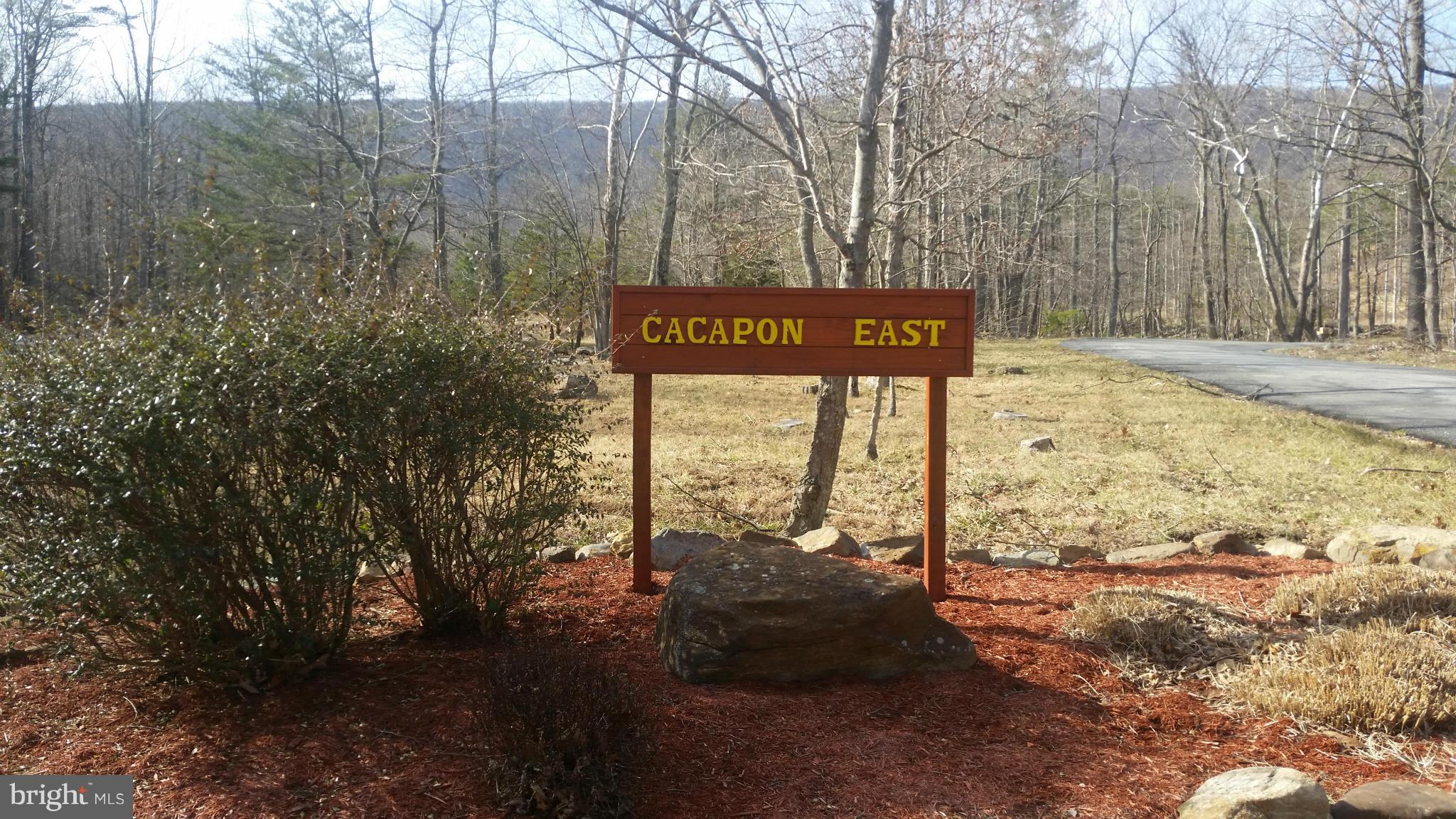 CACAPON EAST - Land