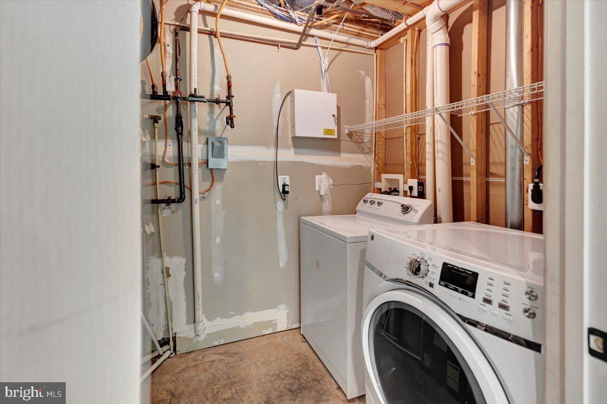 MCDONOGH CHASE - Residential