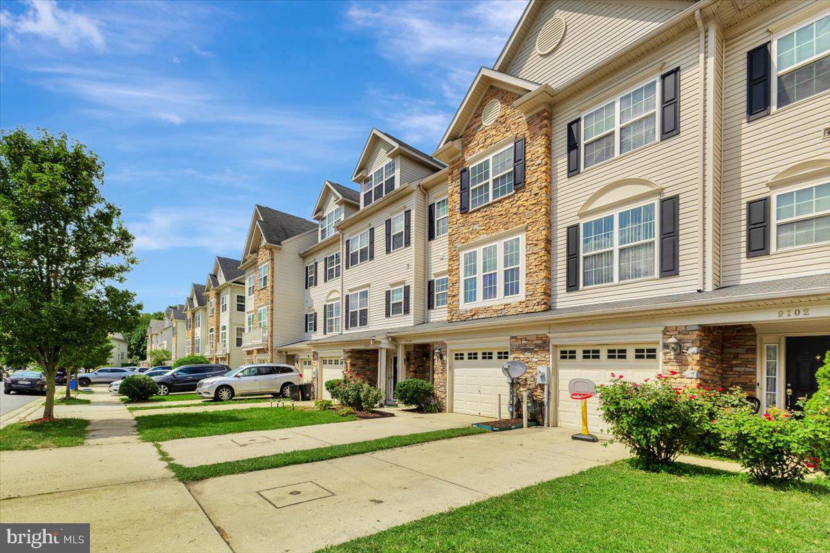 MCDONOGH CHASE - Residential