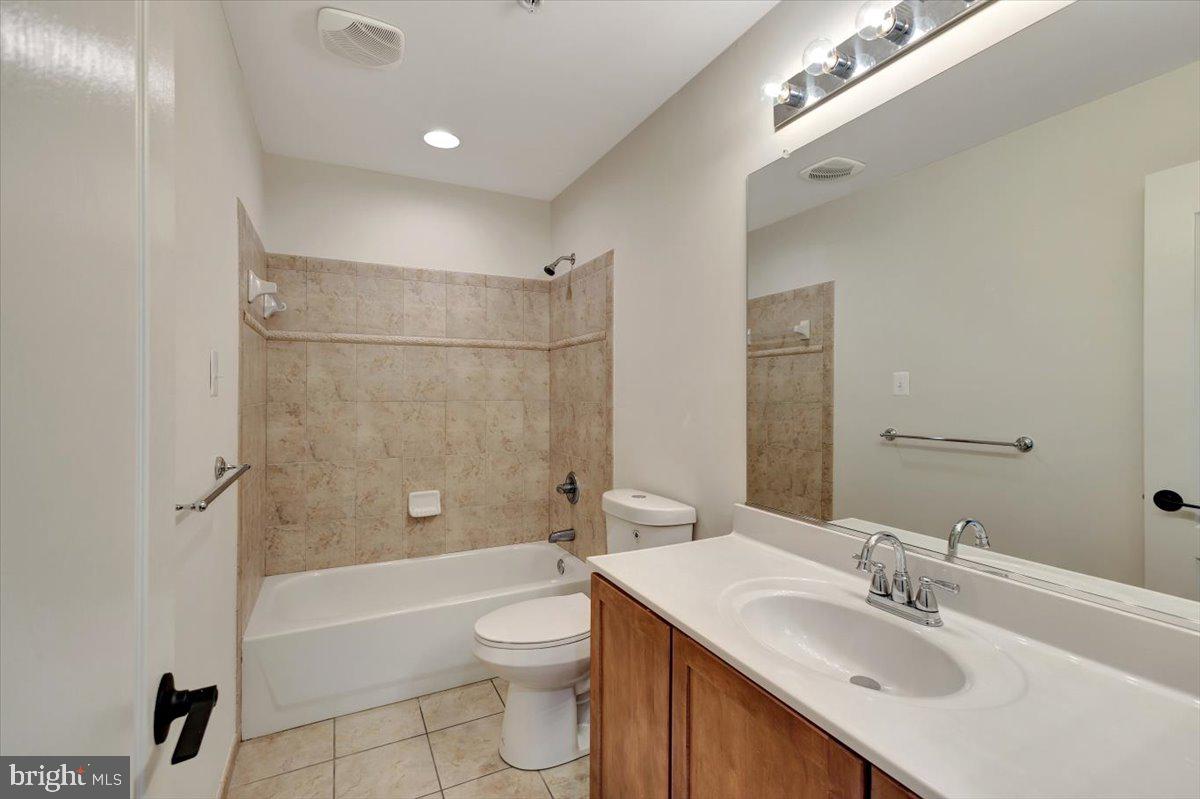 MCDONOGH CHASE - Residential