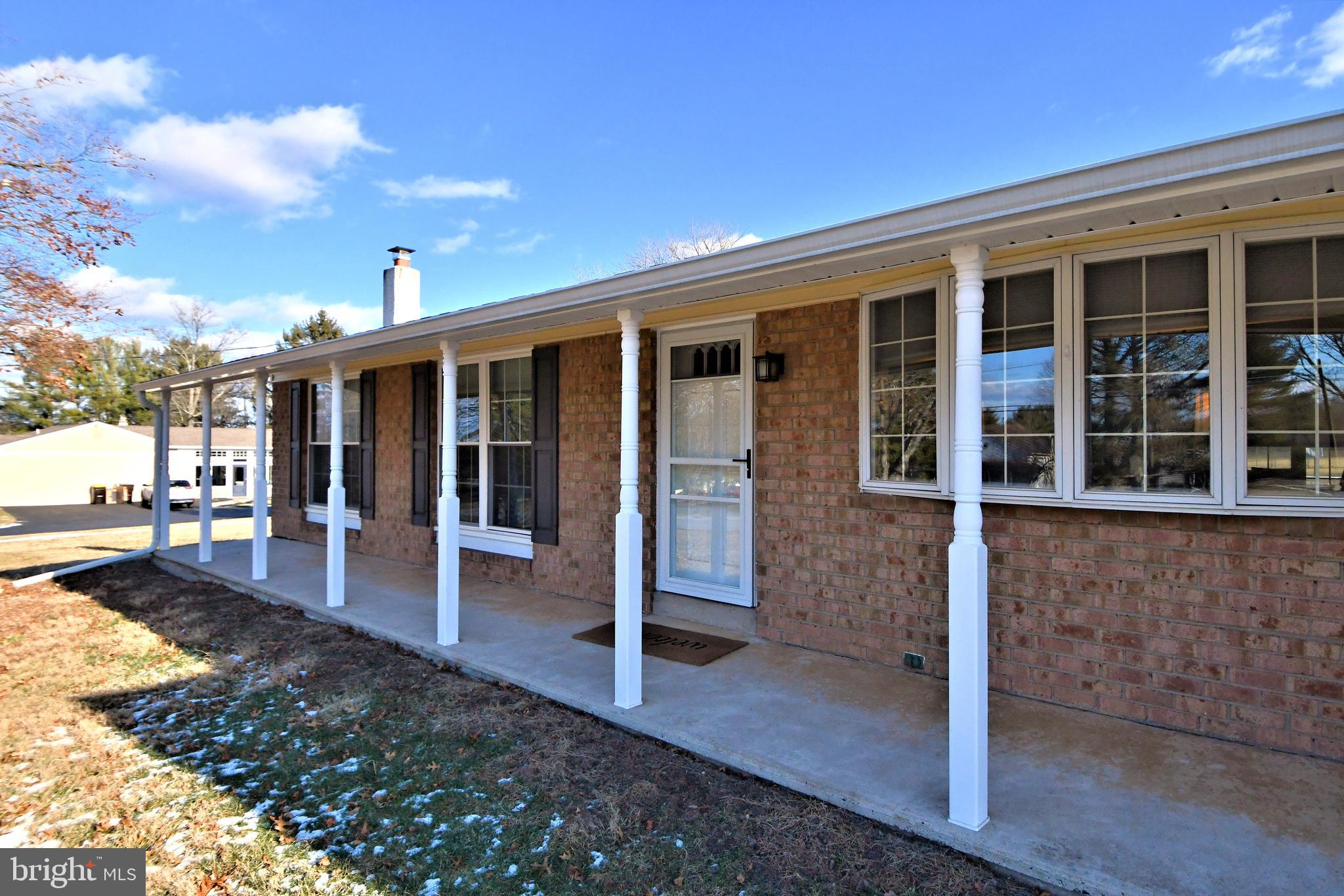 WHISPERING WOODS - Residential