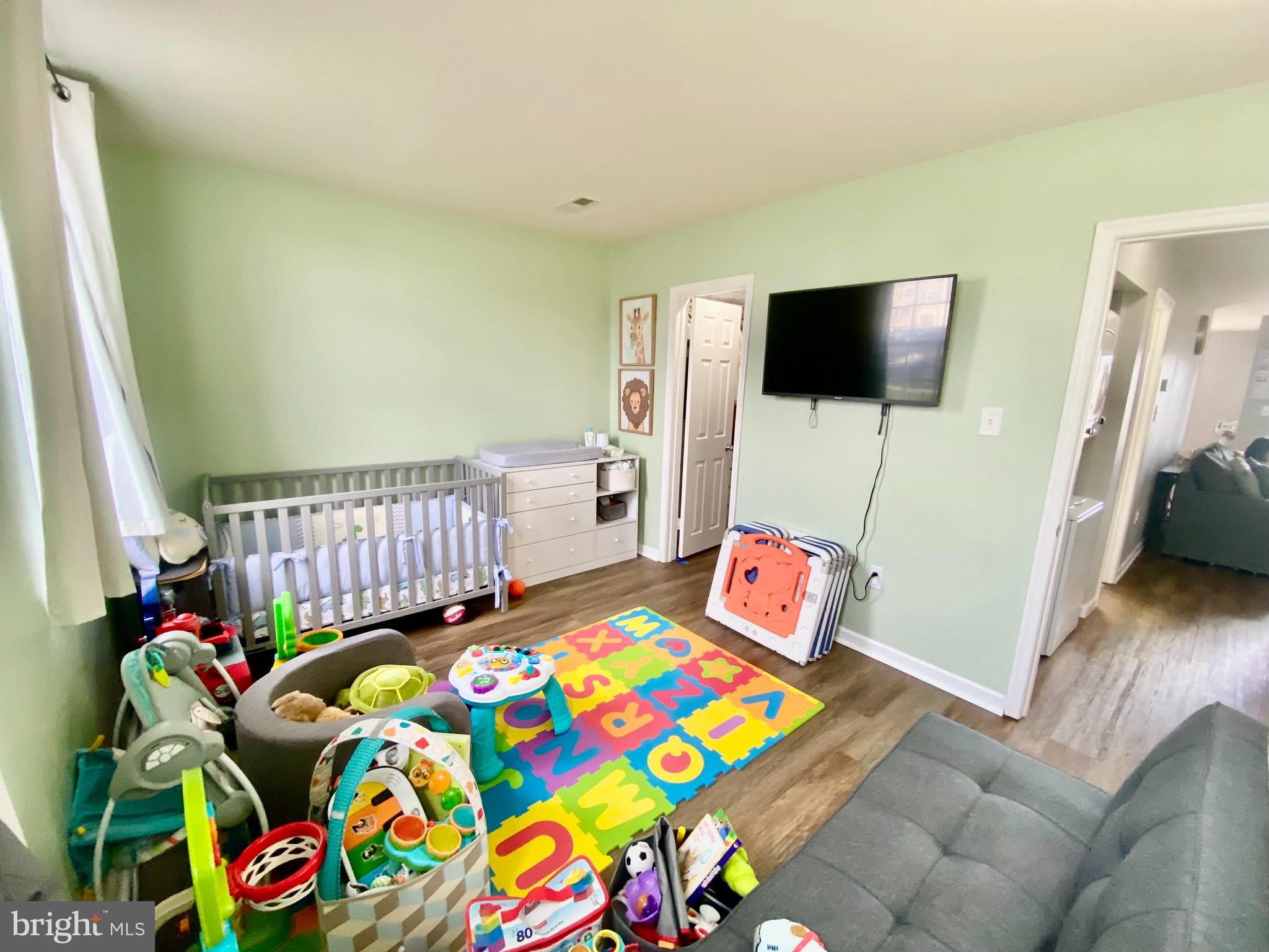 PARKWAY CONDOMINIUMS - Residential