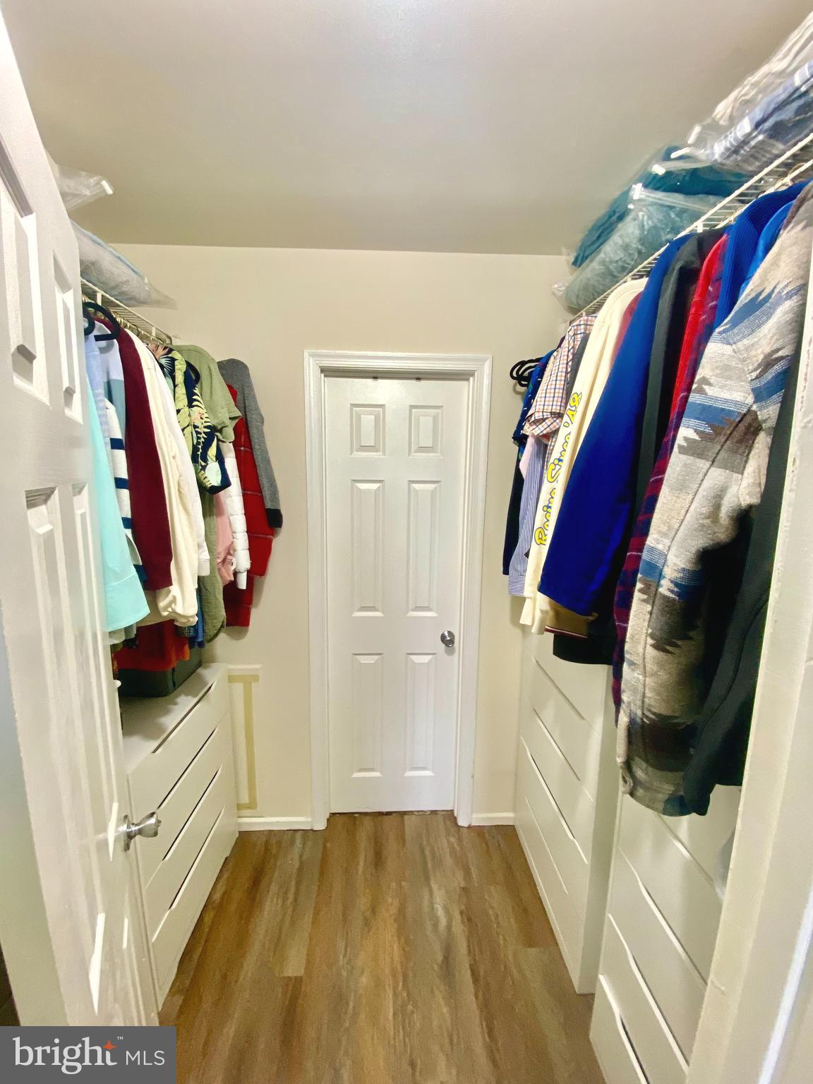 PARKWAY CONDOMINIUMS - Residential