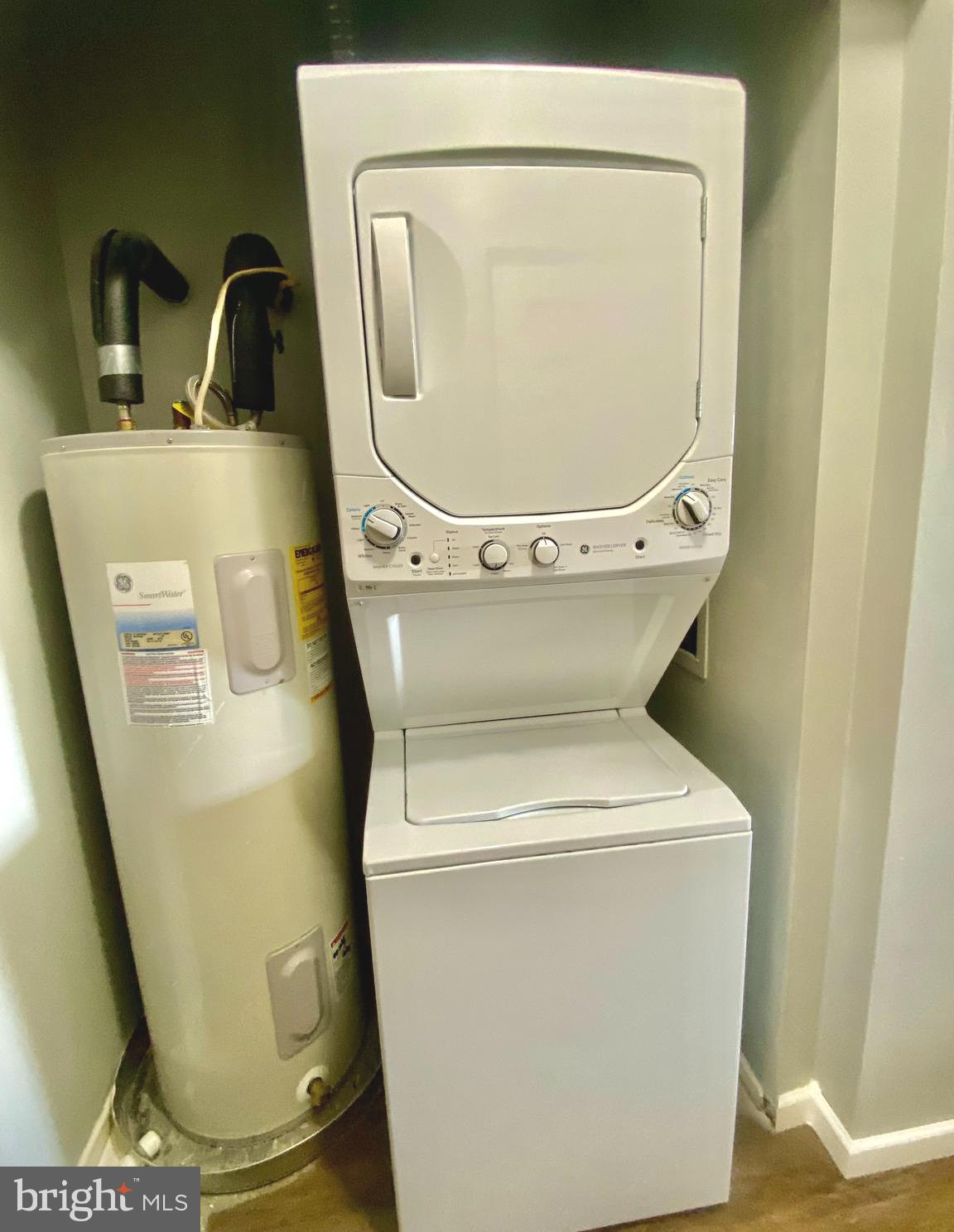 PARKWAY CONDOMINIUMS - Residential