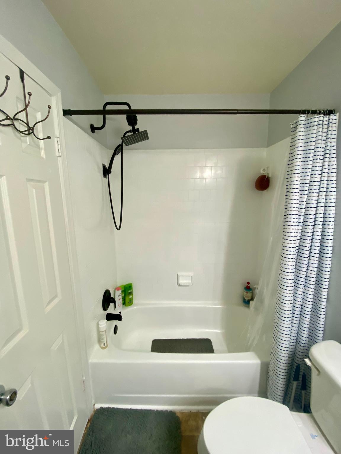 PARKWAY CONDOMINIUMS - Residential