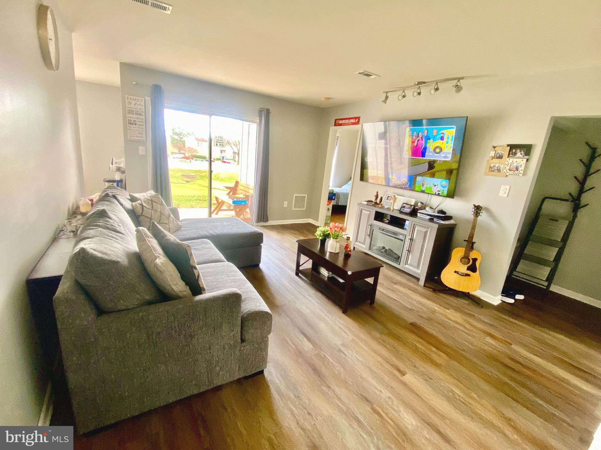 PARKWAY CONDOMINIUMS - Residential