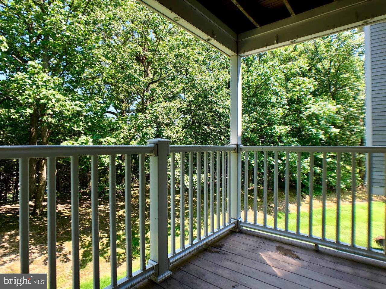 WOODRIDGE MANOR - Residential