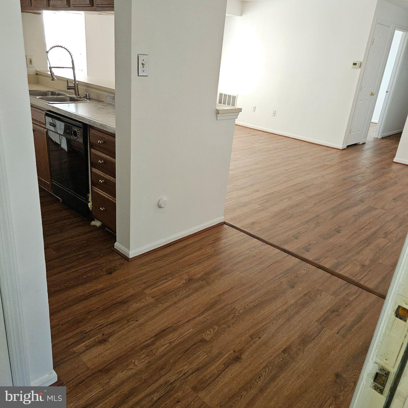 WOODRIDGE MANOR - Residential