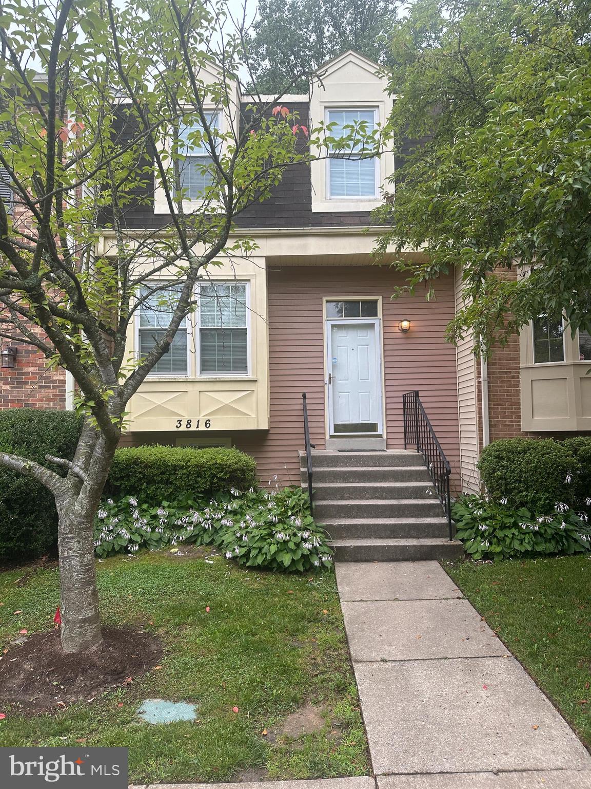 GREENCASTLE WOODS - Residential Lease