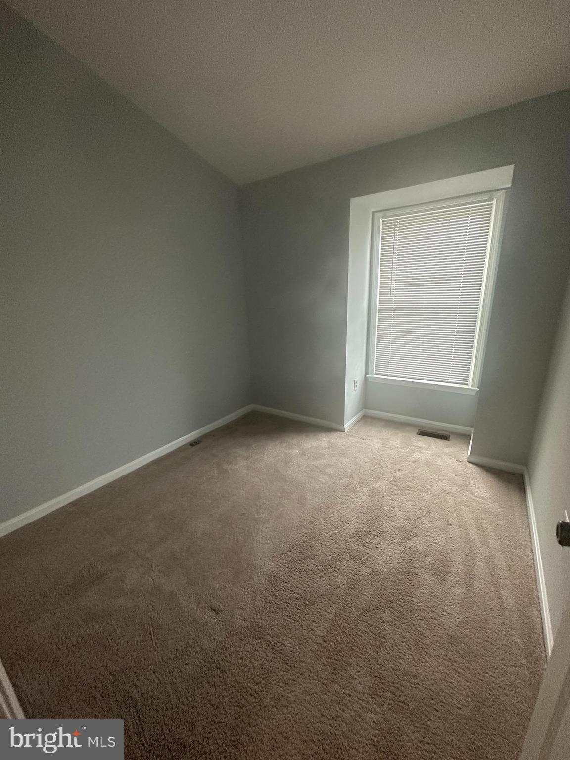 GREENCASTLE WOODS - Residential Lease