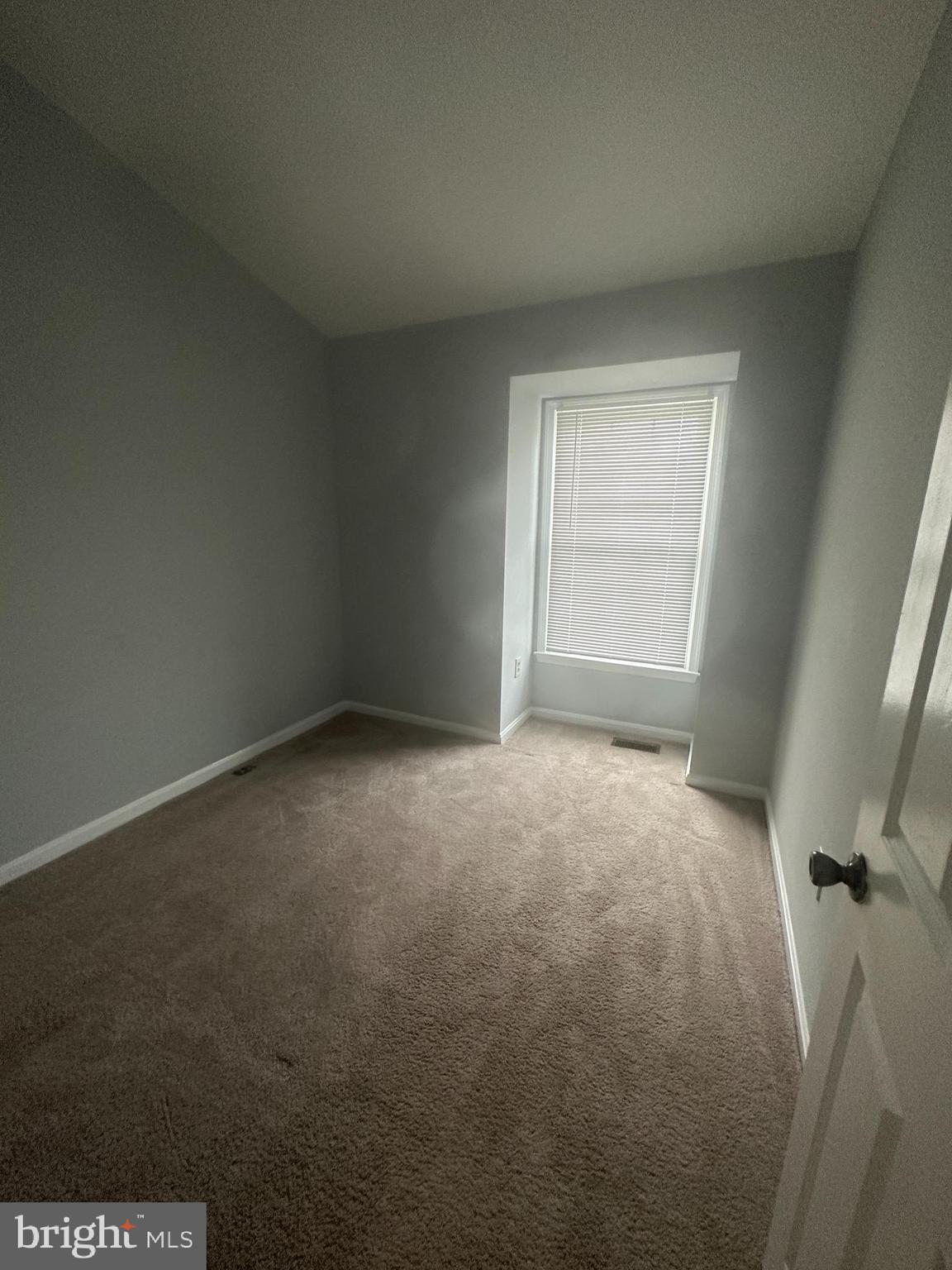 GREENCASTLE WOODS - Residential Lease