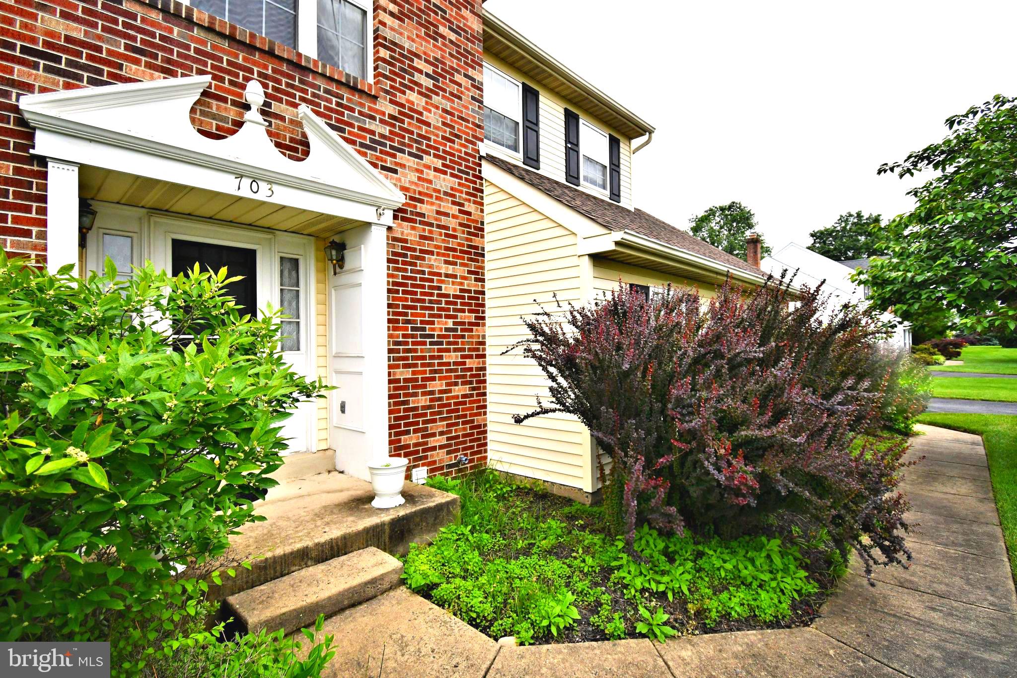703 GREGORY DRIVE