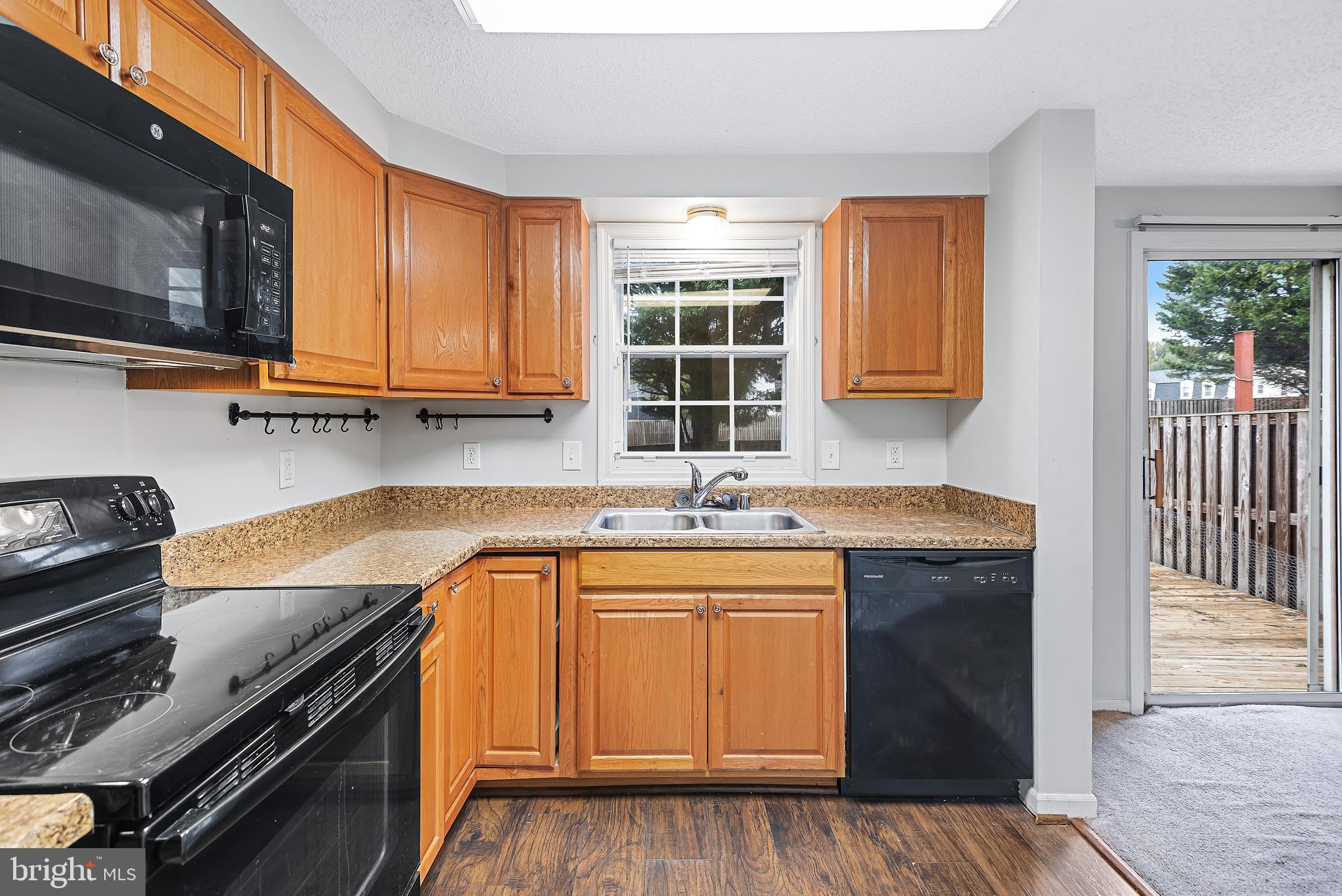 JACOBS MEADOW - Residential