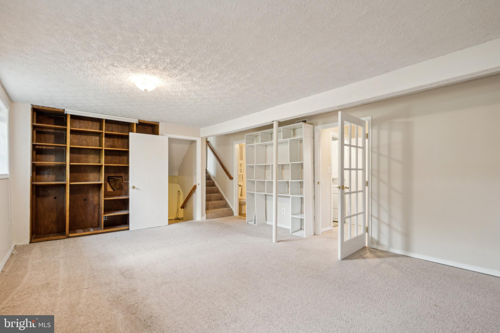 FRANKLIN SQUARE - Residential