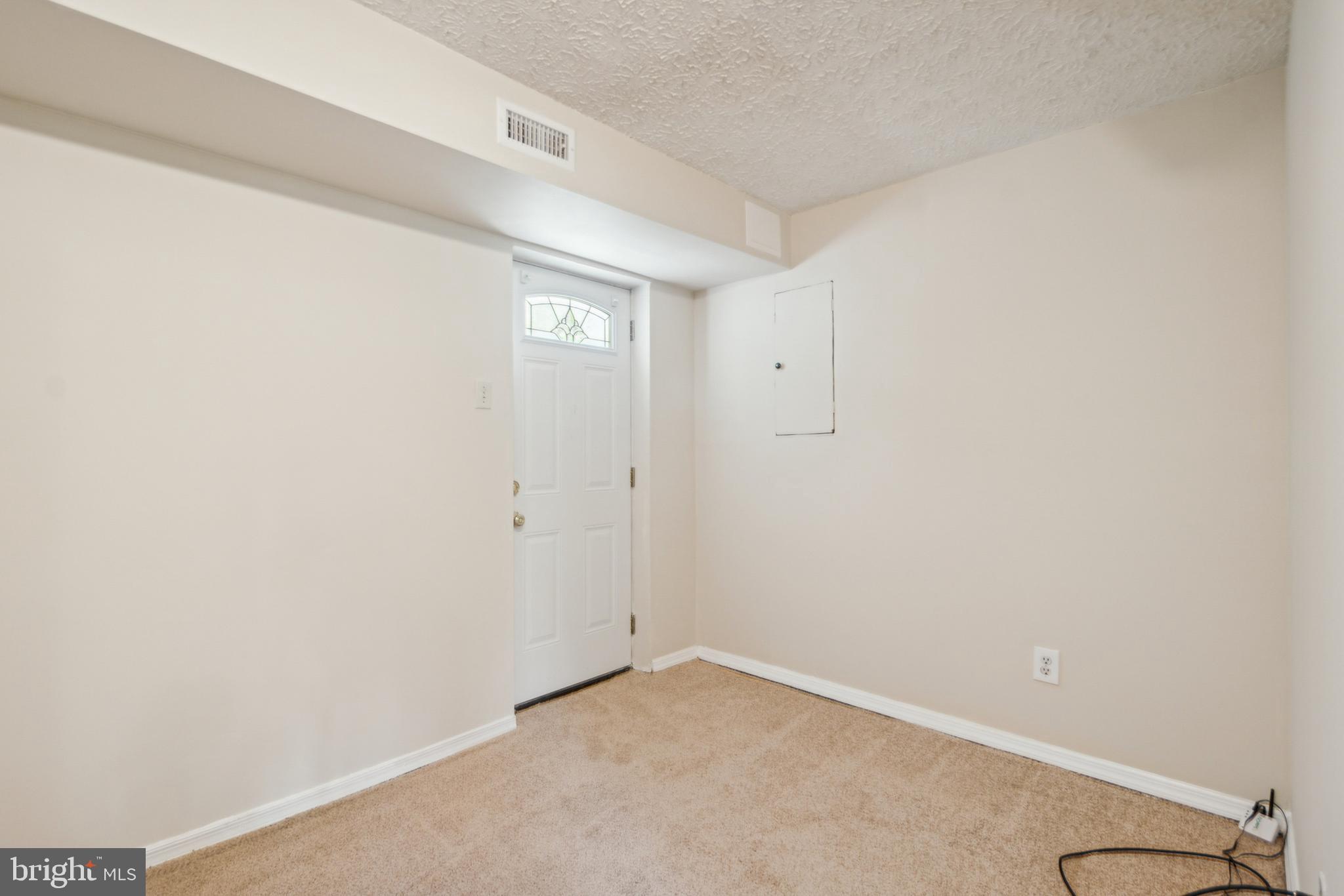 FRANKLIN SQUARE - Residential