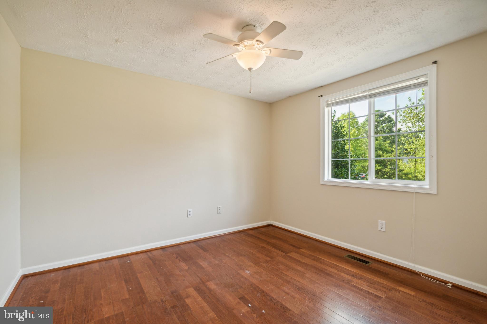 FRANKLIN SQUARE - Residential