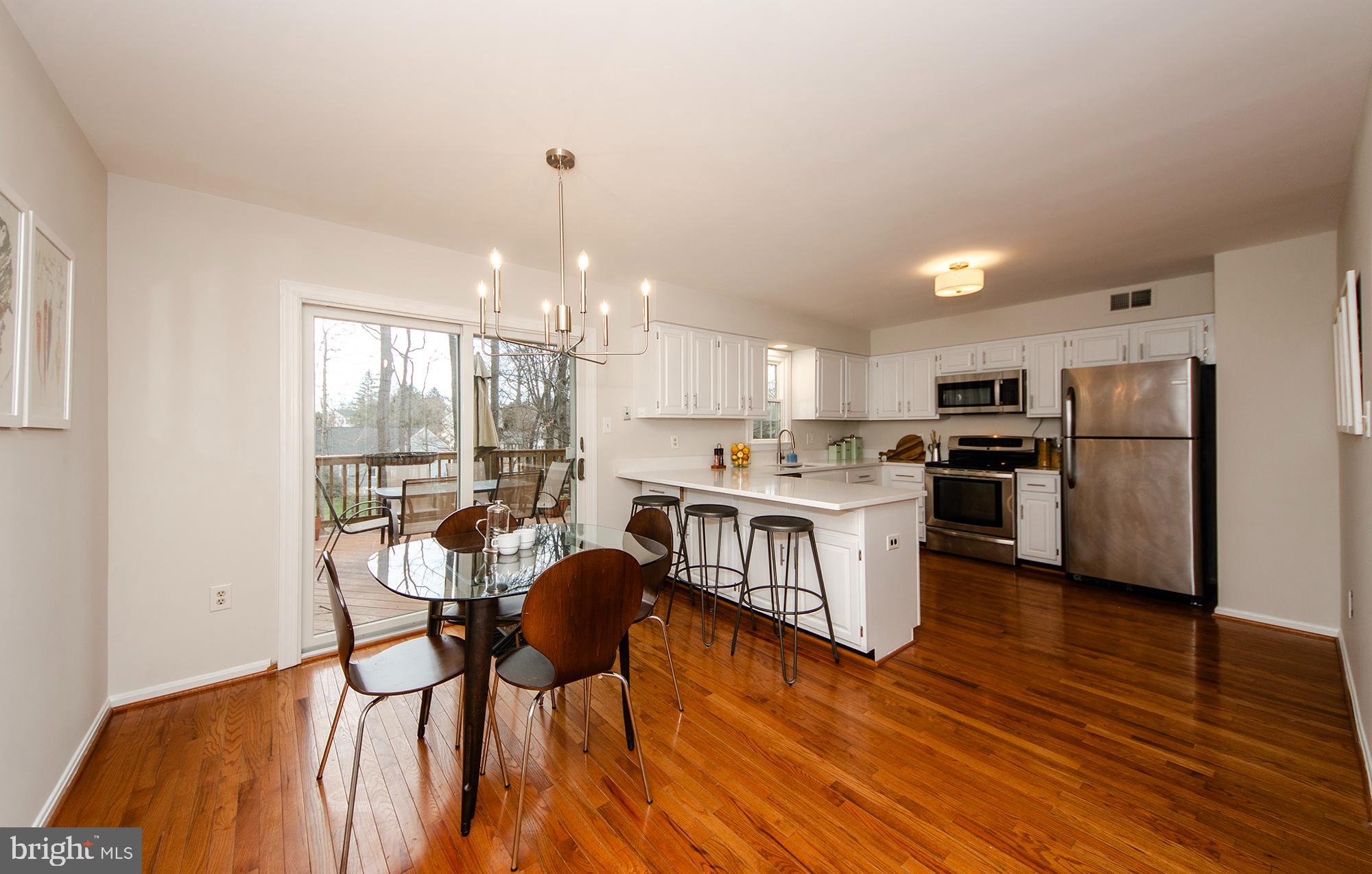 FAIR WOODS - Residential