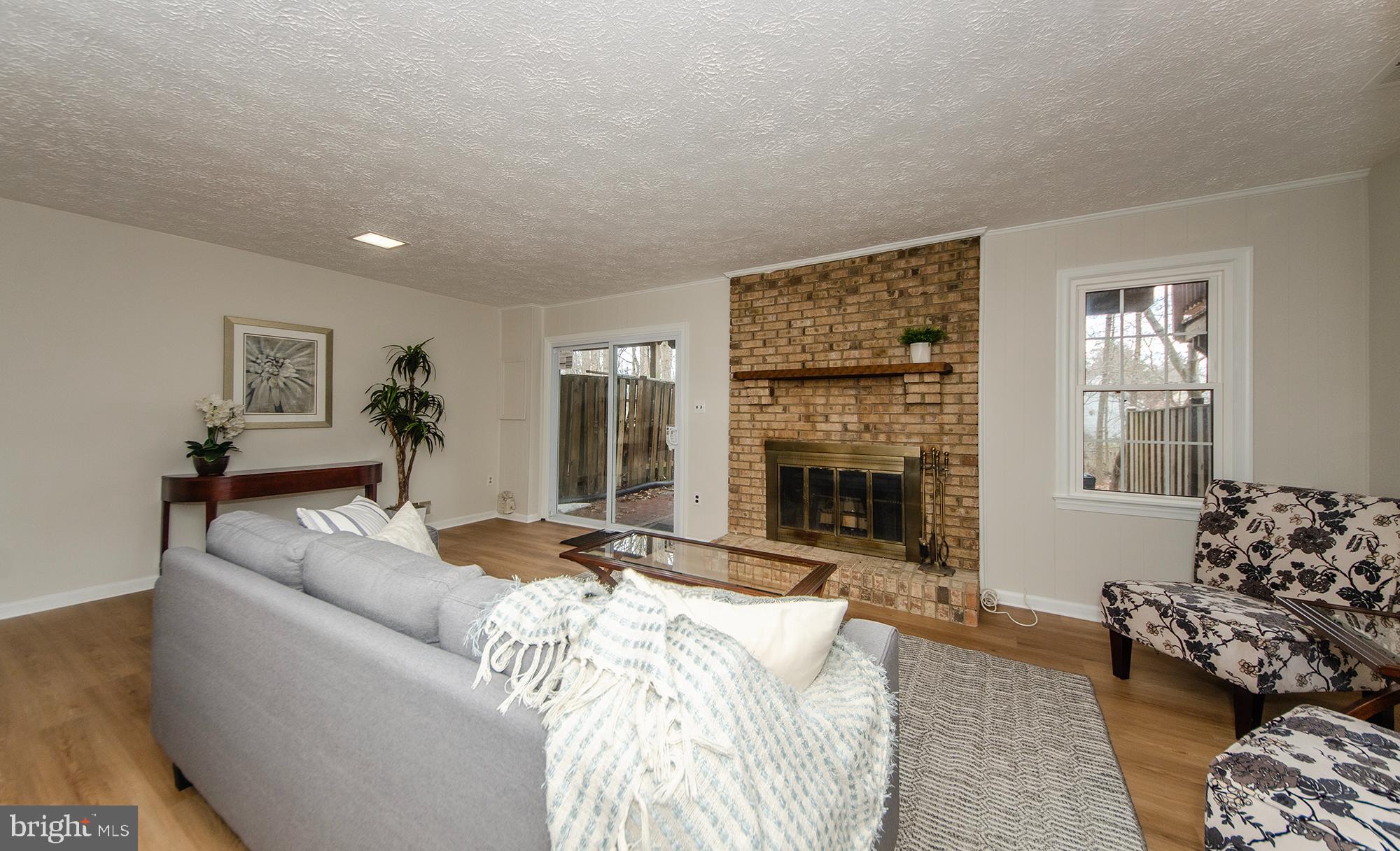 FAIR WOODS - Residential