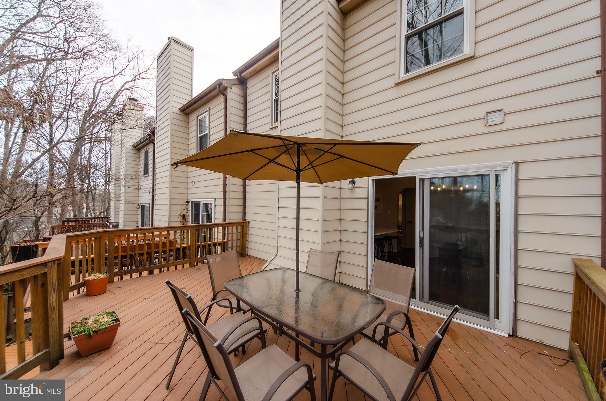 FAIR WOODS - Residential