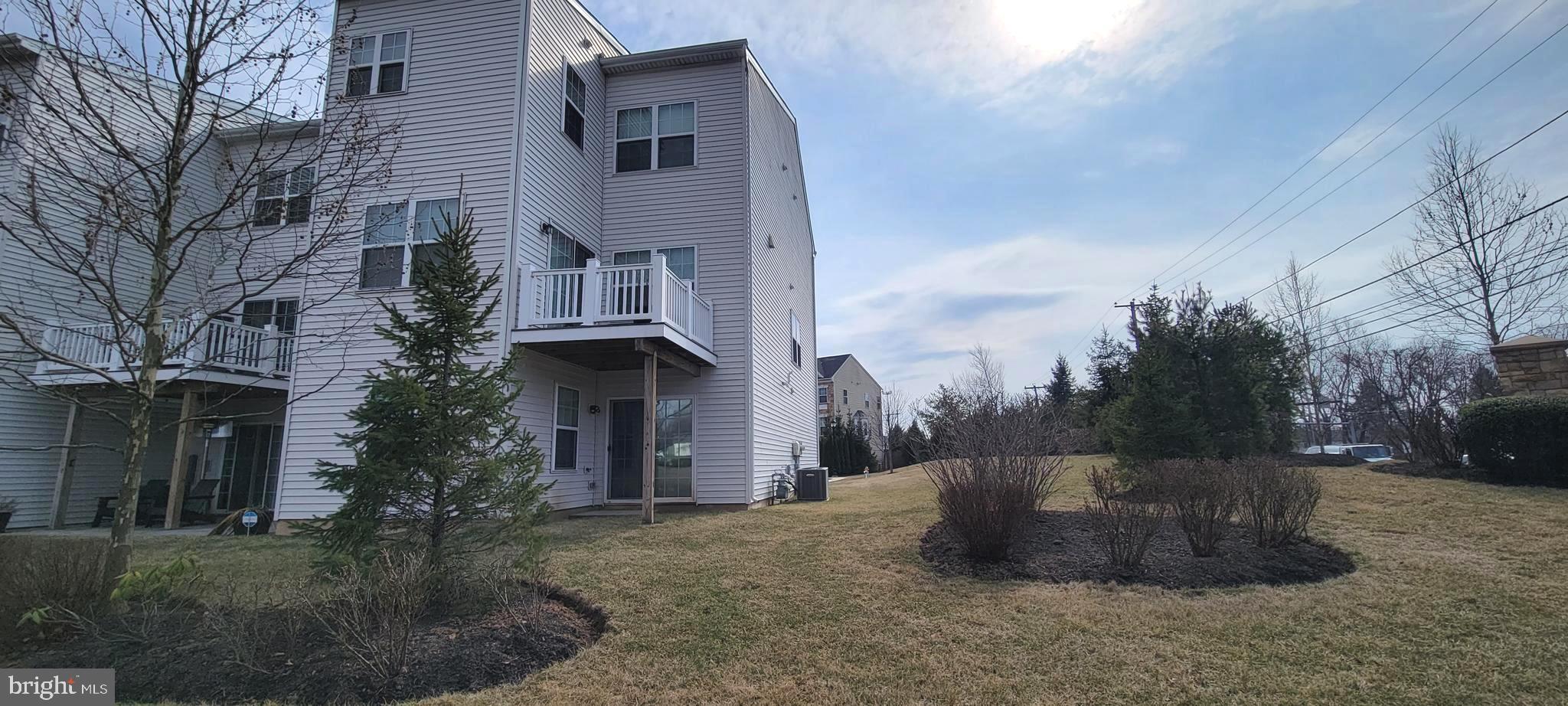 HIGH GROVE - Residential