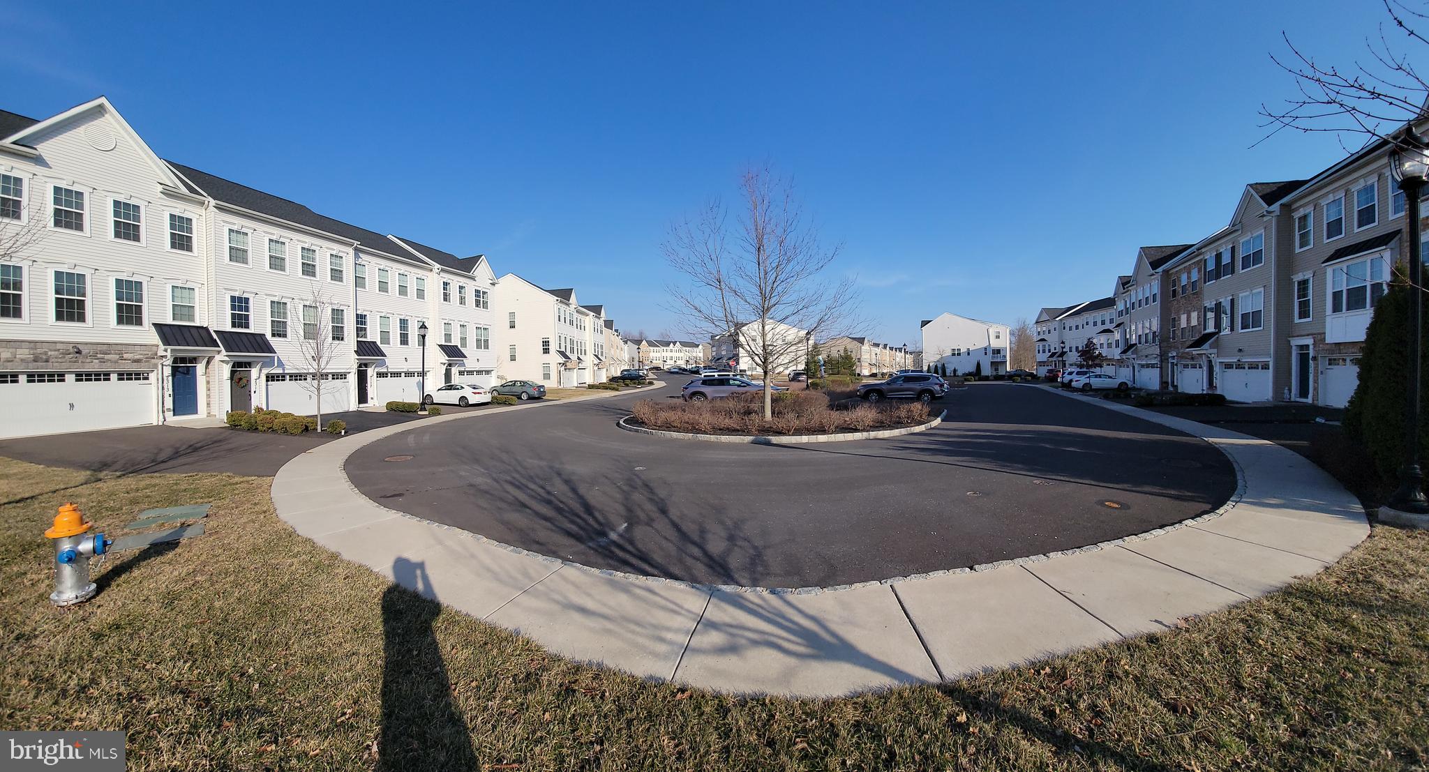 HIGH GROVE - Residential