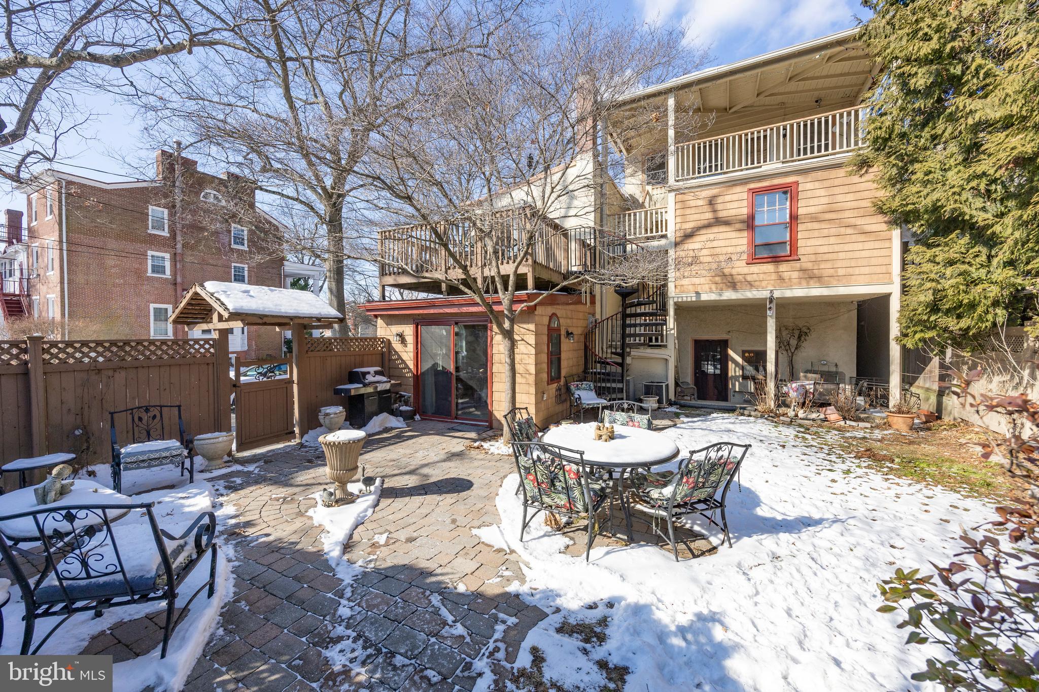 WEST CHESTER BORO - Commercial Sale