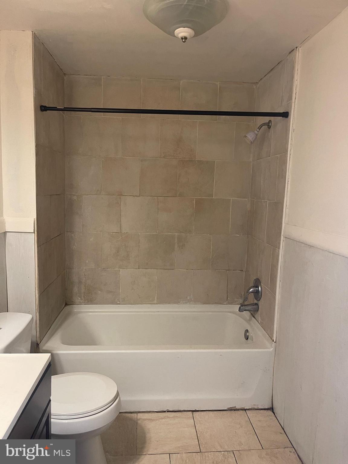 ELMWOOD PARK - Residential