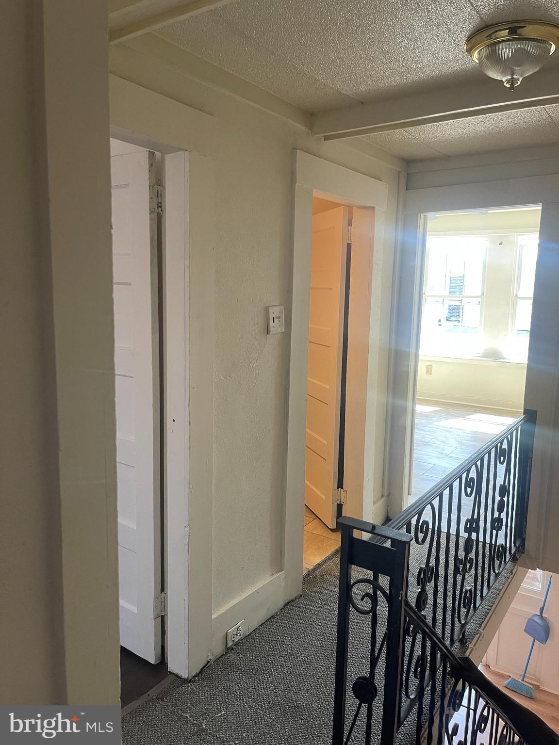 ELMWOOD PARK - Residential