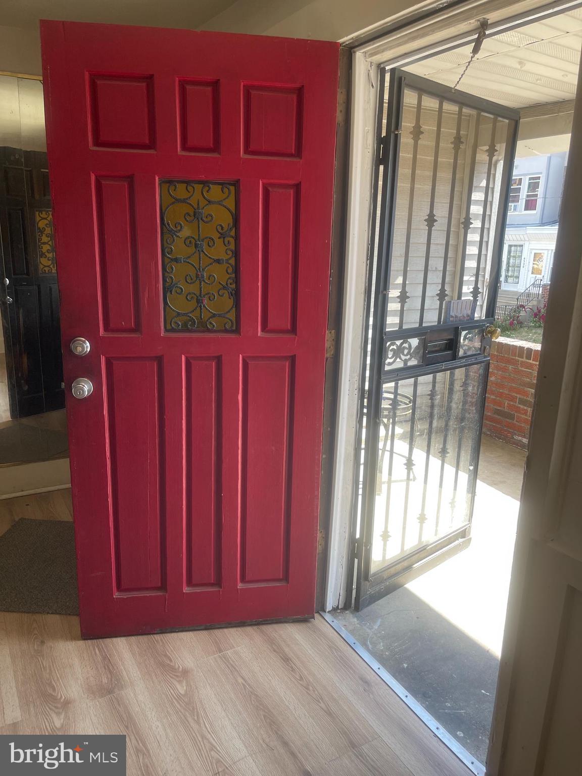 ELMWOOD PARK - Residential