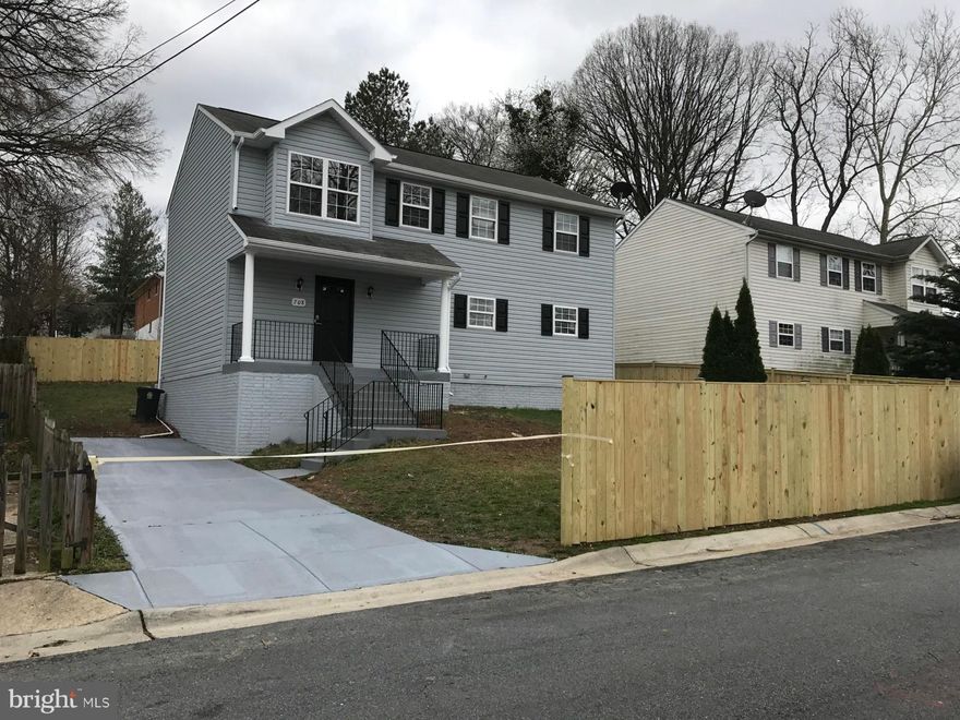 NICE COMPLETE REMODELED SINGLE FAMILY HOME WITH  THREE FULLY FINISHED LEVELS- JACUZZI IN MASTER BATH STAINLESS APPLIANCES- GRANITE COUNTER TOP - FRESH PAINT- NEW CARPET -FENCE  YARD- NEW AC/ HEAT-ING / NEW WATER HEATER - NEW DRIVEWAY- LARGE ROOMS- MODERN  LARGE KITCHEN - SPRINKLER- GREAT LOCATION  CLOSE TO DC AND NEAR OF METRO STATION  AND PUBLIC TRANSPORTATION