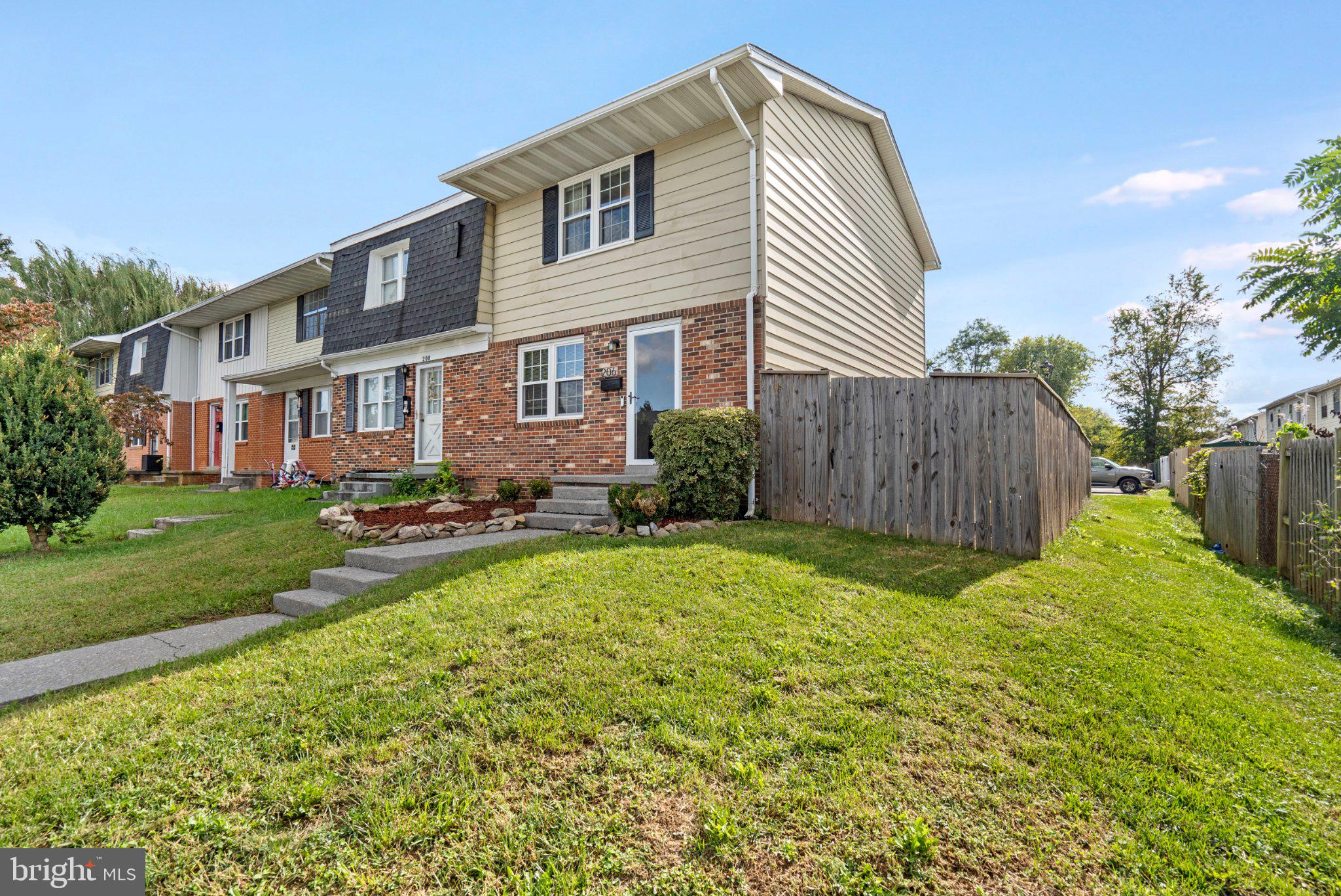 206 PAGE STREET
