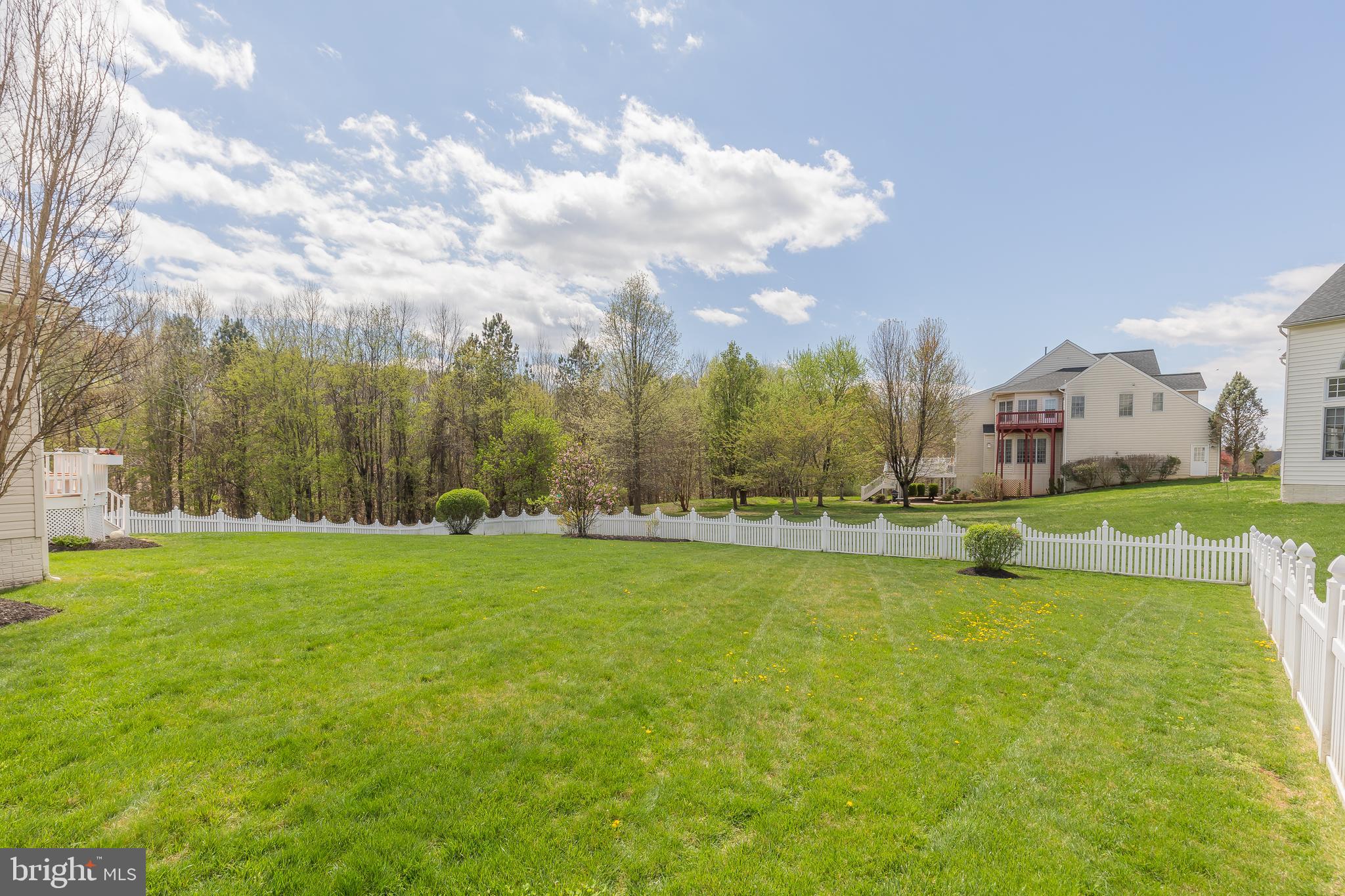 THE VISTAS AT WOODCLIFFE PARK - Residential