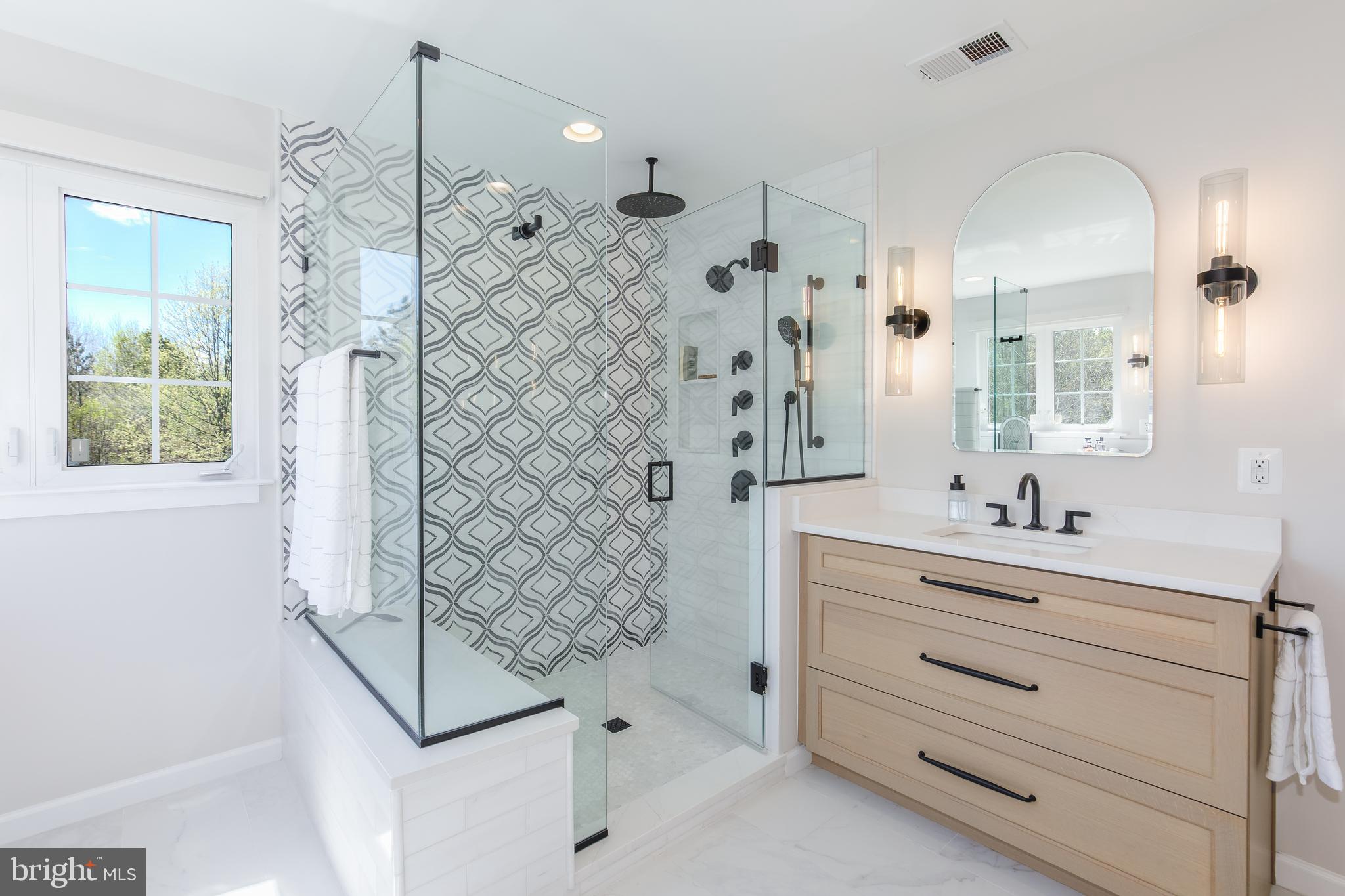 THE VISTAS AT WOODCLIFFE PARK - Residential