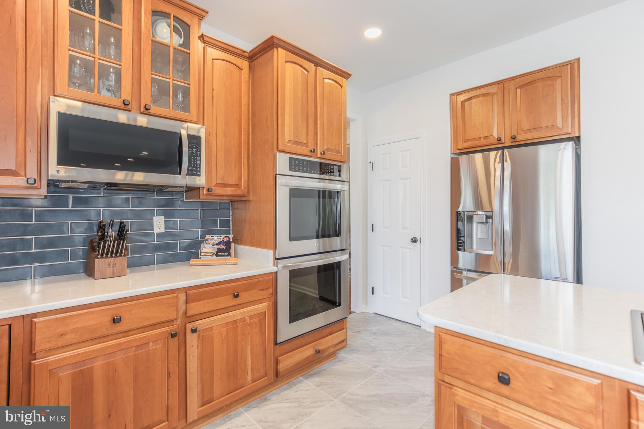 THE VISTAS AT WOODCLIFFE PARK - Residential