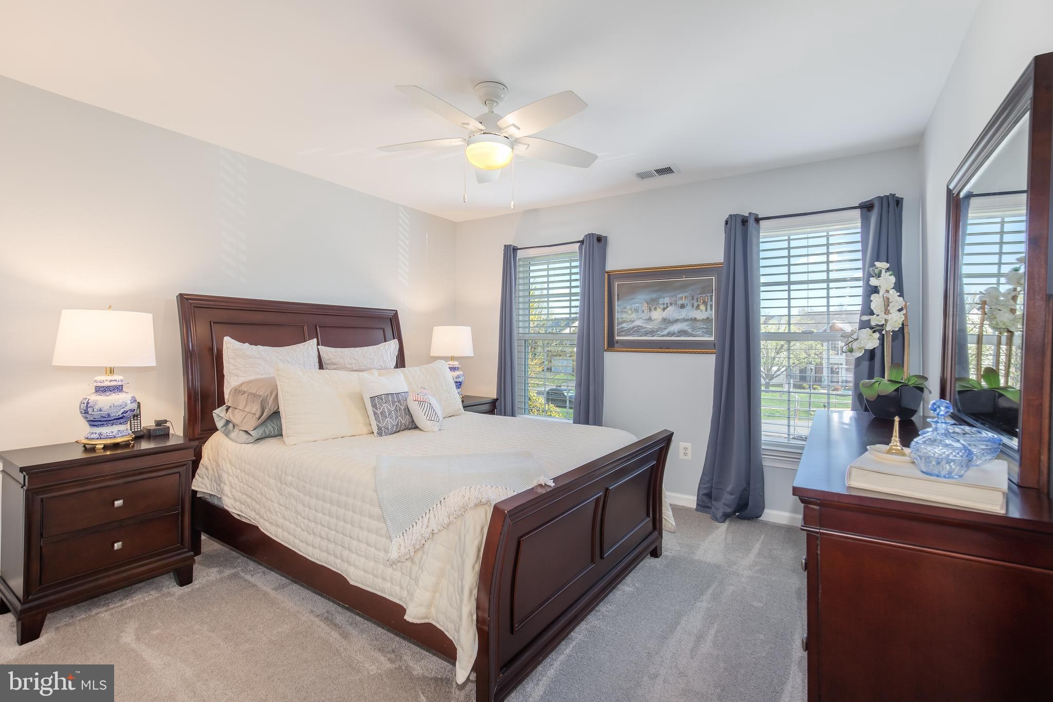 THE VISTAS AT WOODCLIFFE PARK - Residential