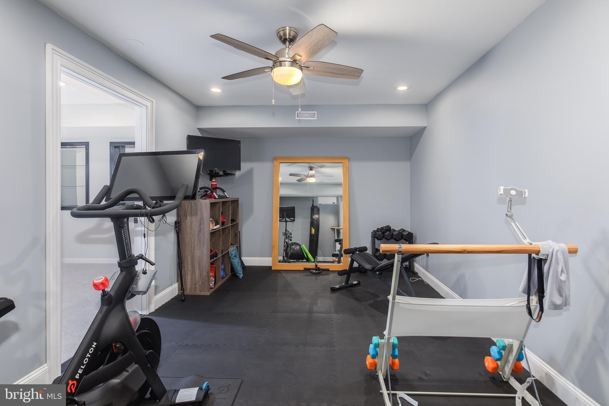 THE VISTAS AT WOODCLIFFE PARK - Residential