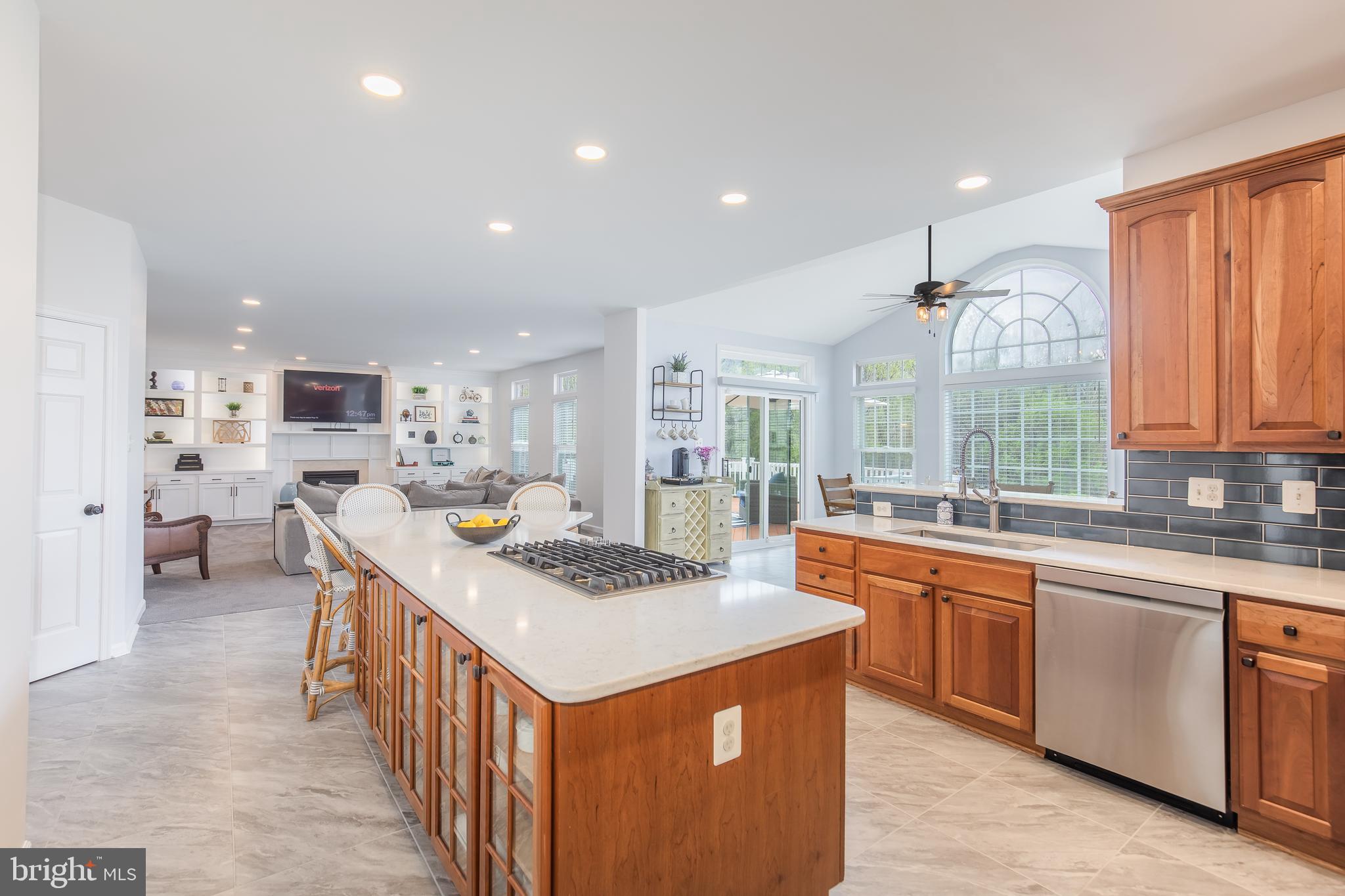 THE VISTAS AT WOODCLIFFE PARK - Residential