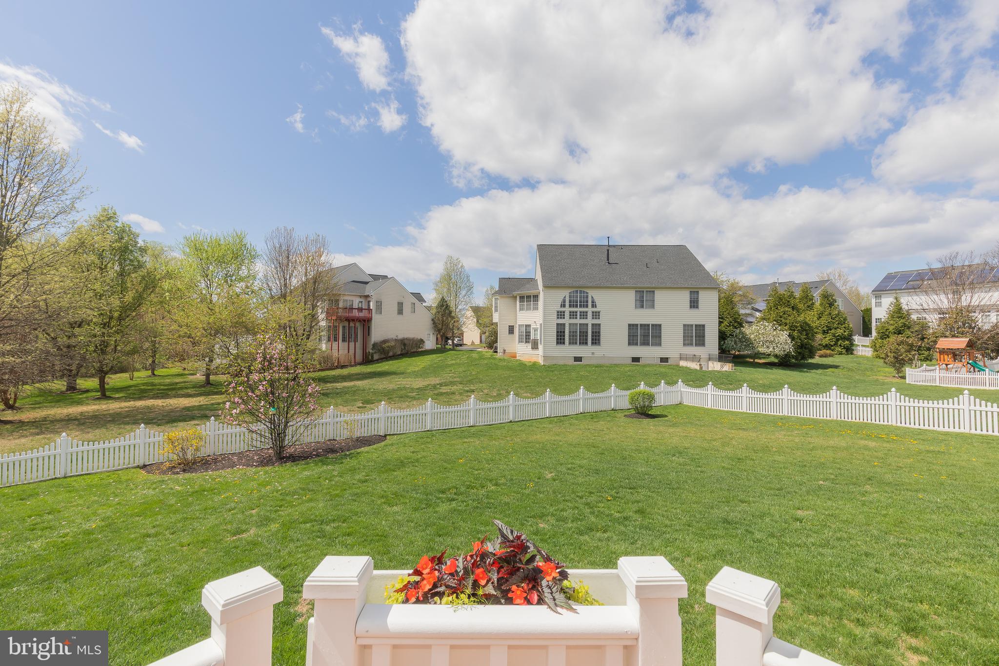 THE VISTAS AT WOODCLIFFE PARK - Residential