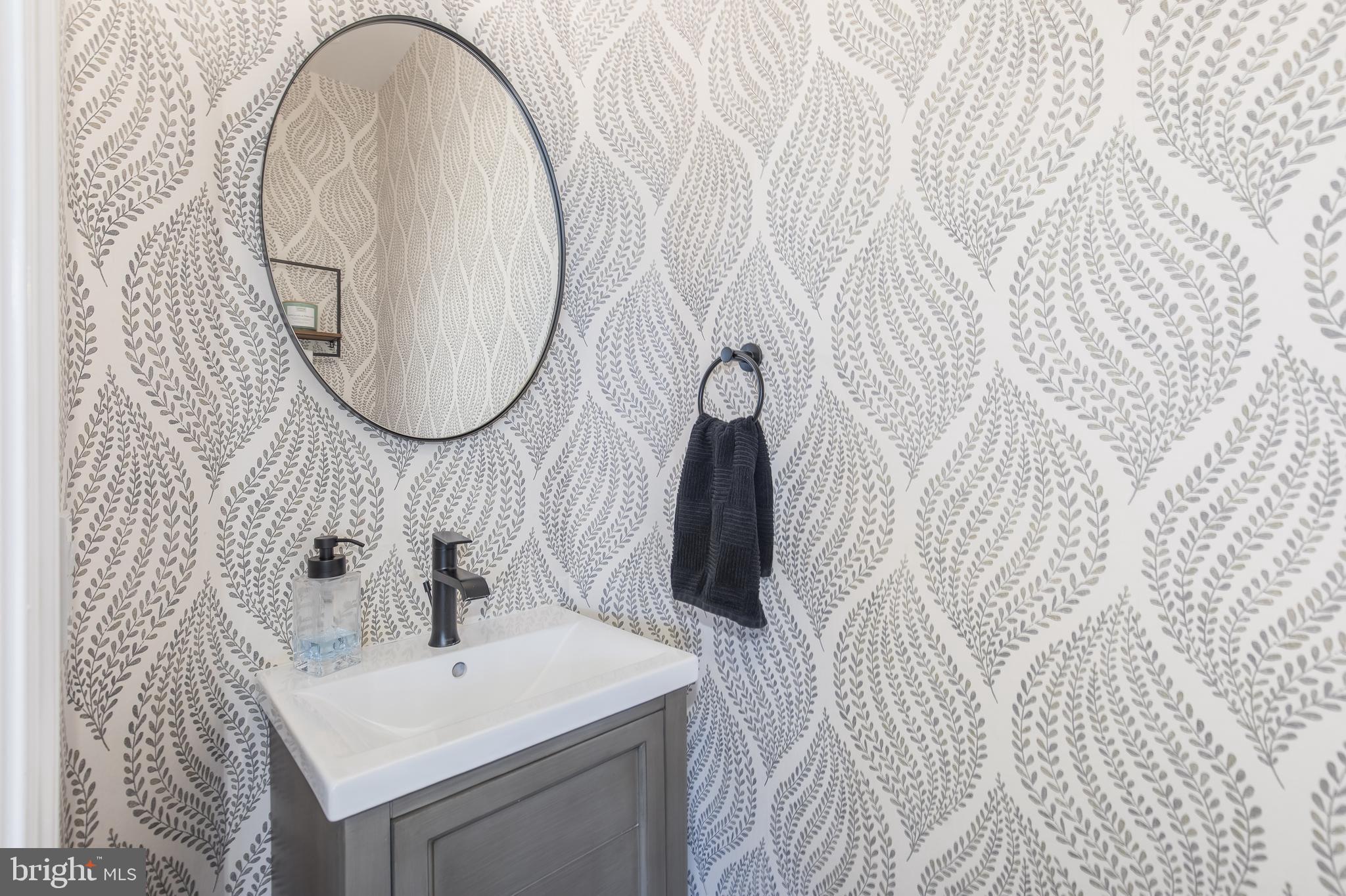 THE VISTAS AT WOODCLIFFE PARK - Residential