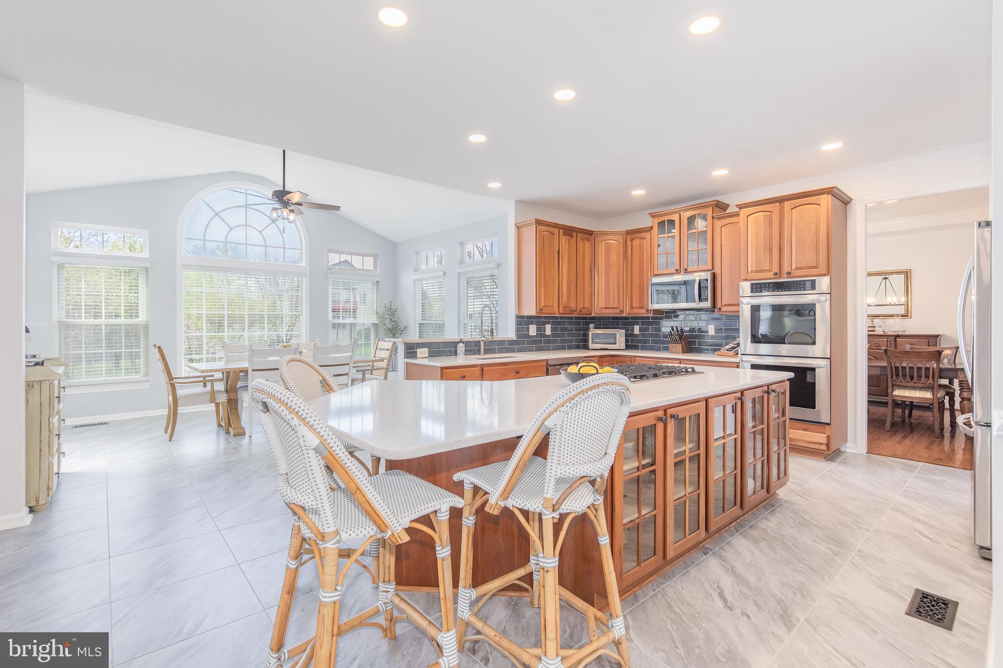 THE VISTAS AT WOODCLIFFE PARK - Residential