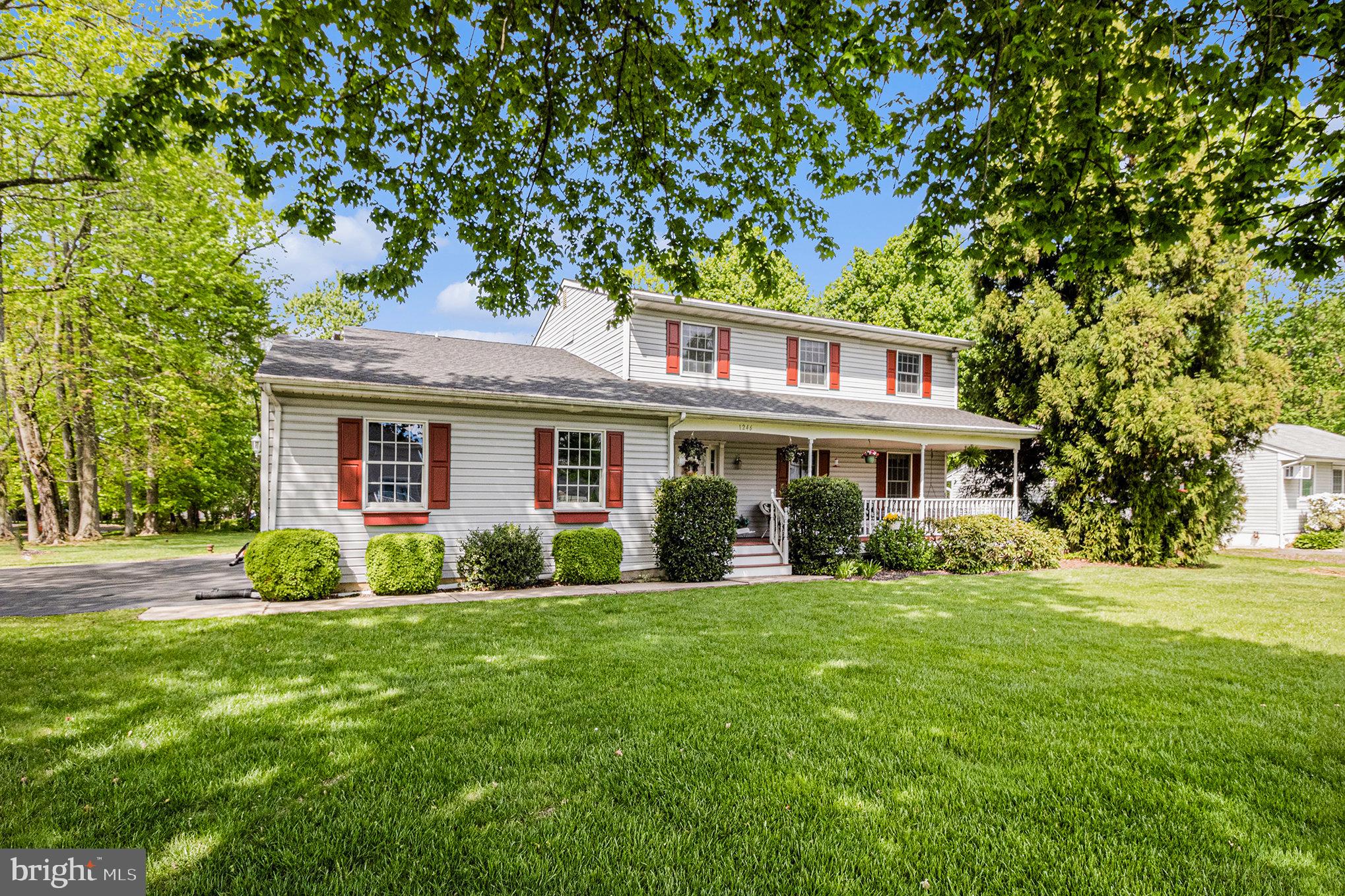 1246 CENTER STREET