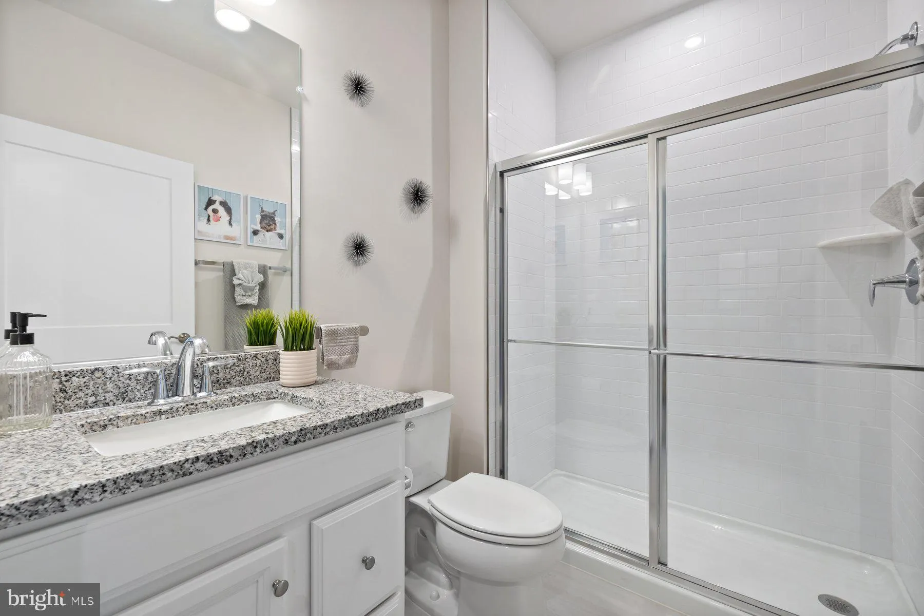 Bristow, Virginia 20136, United States, 6 Bedrooms Bedrooms, ,4 BathroomsBathrooms,Residential,Contingent,214559