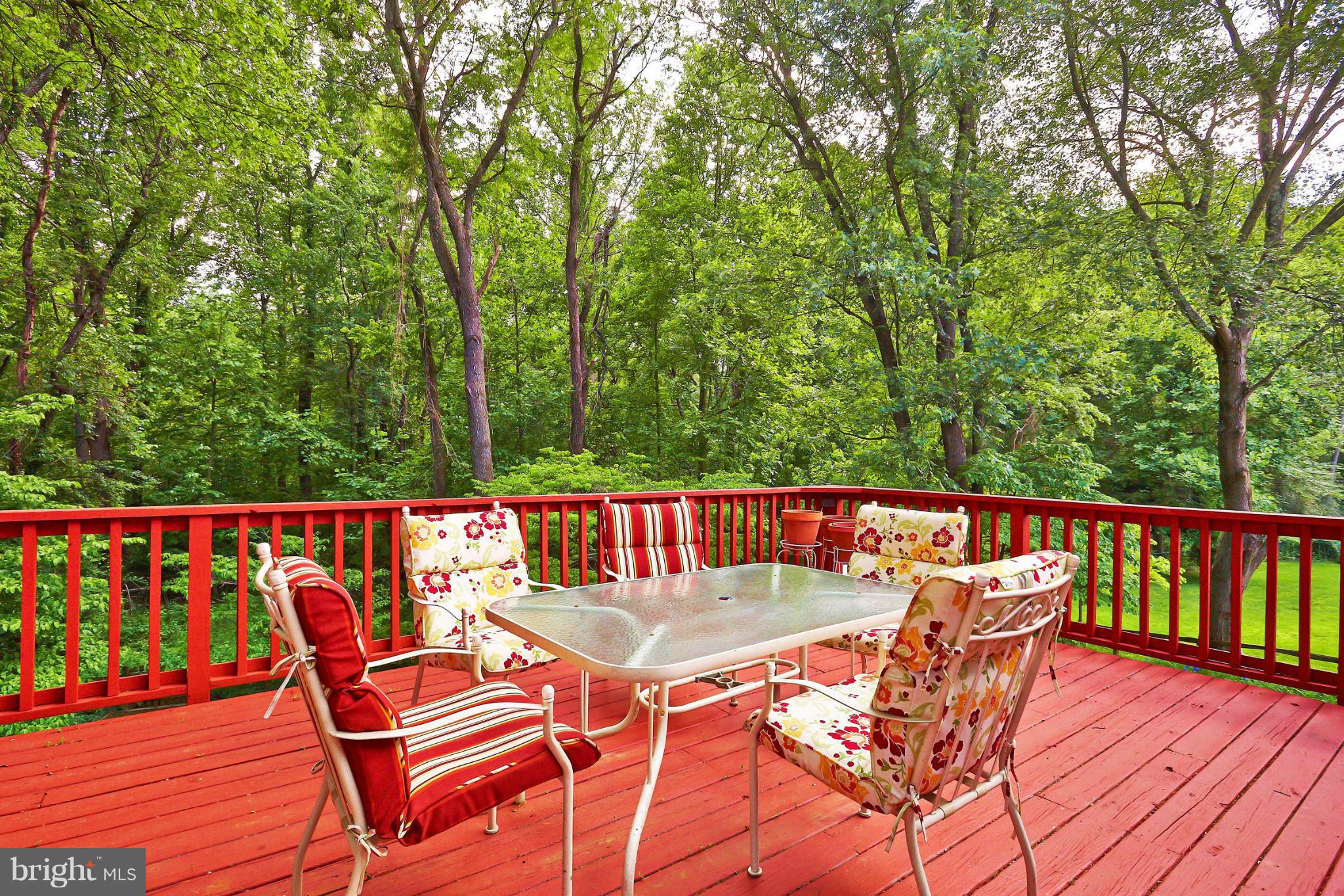 CANTERBURY WOODS - Residential